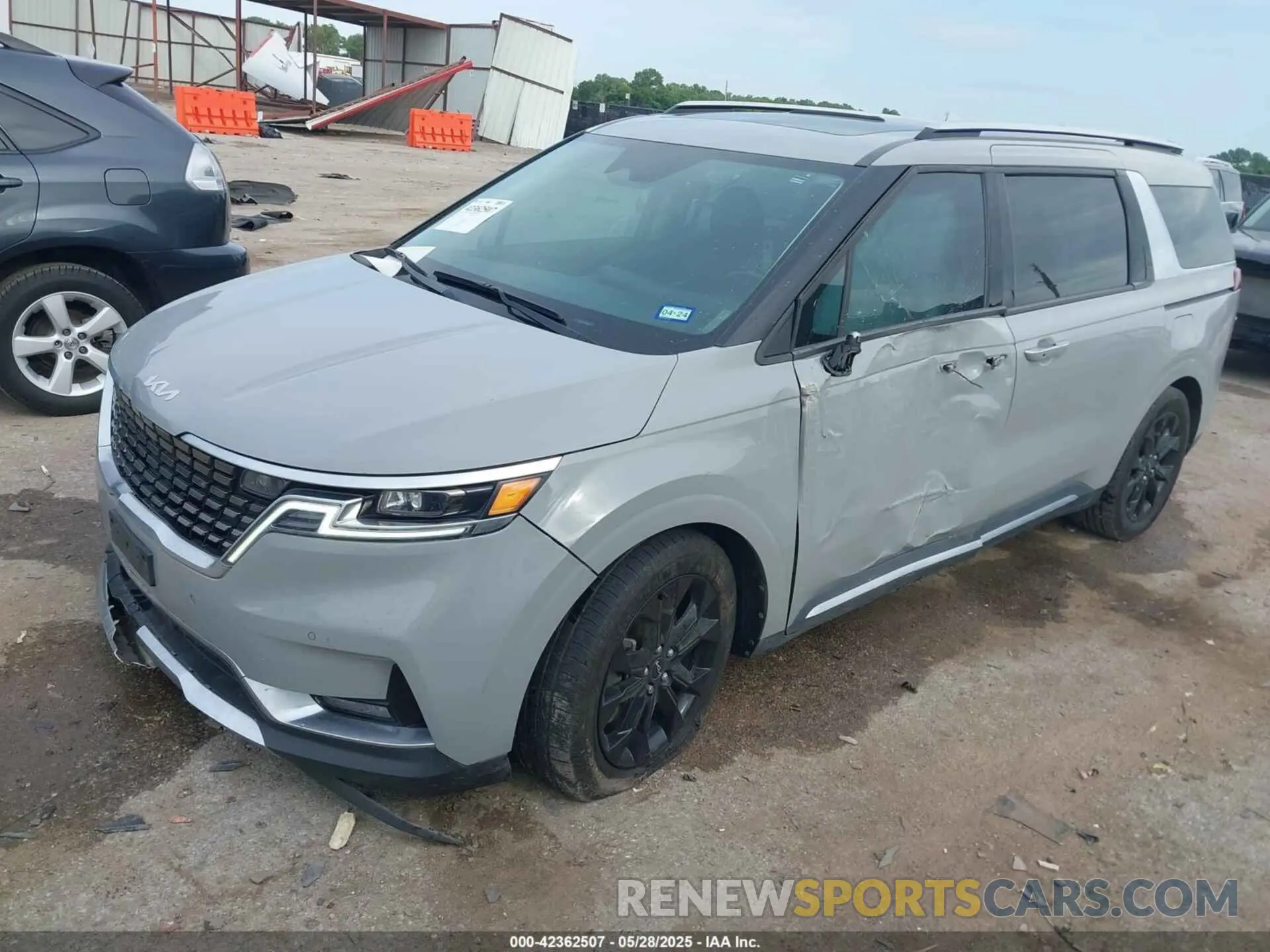 2 Photograph of a damaged car KNDNE5H32N6144947 KIA CARNIVAL MPV 2022