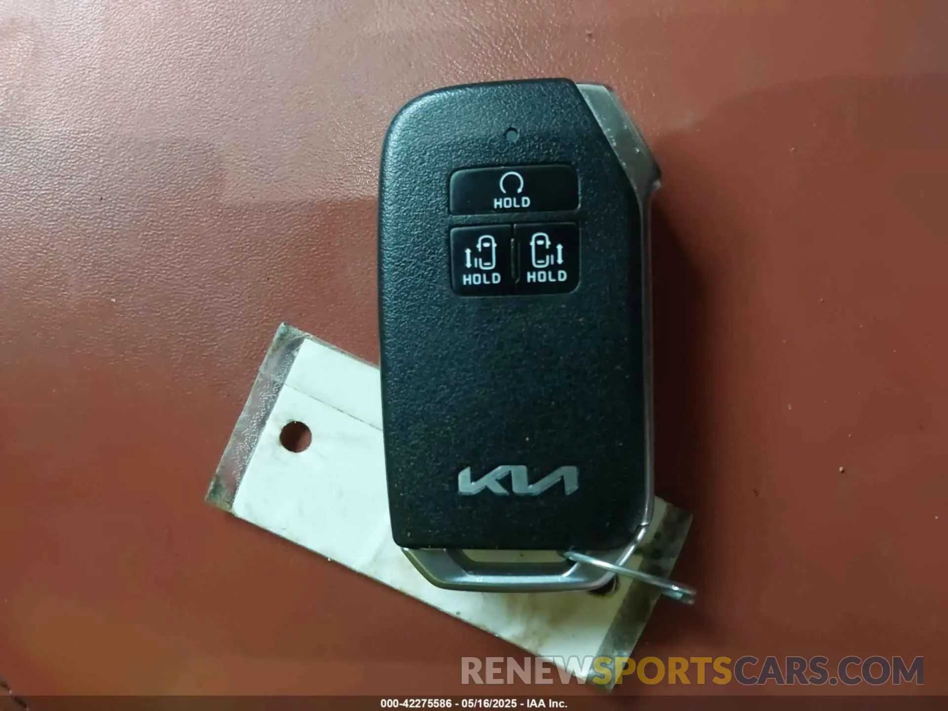 11 Photograph of a damaged car KNDNE5H34N6062198 KIA CARNIVAL MPV 2022