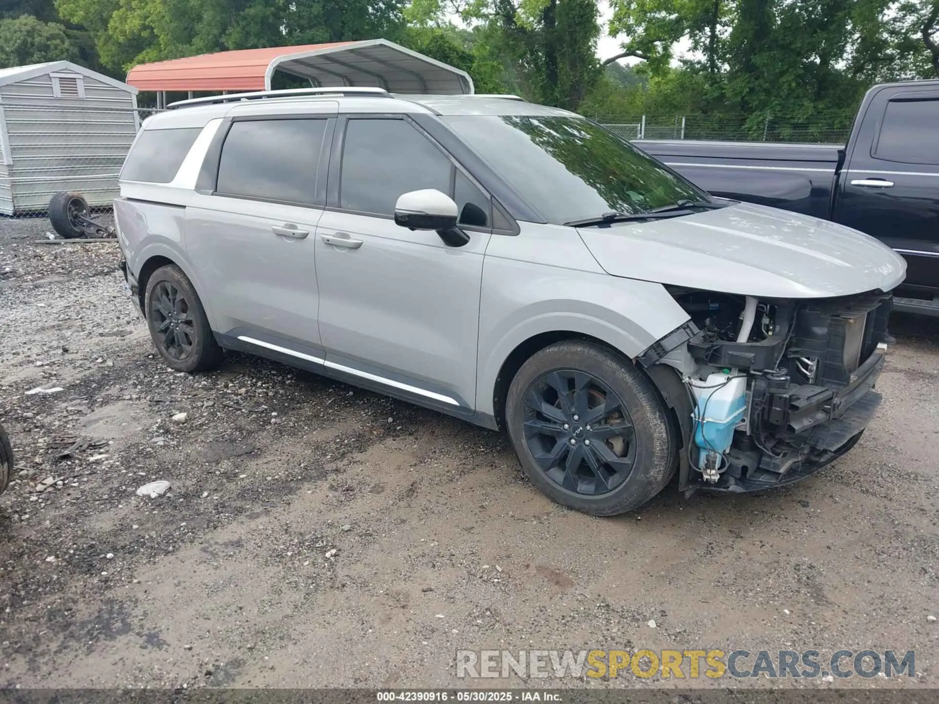 1 Photograph of a damaged car KNDNE5H3XN6080818 KIA CARNIVAL MPV 2022