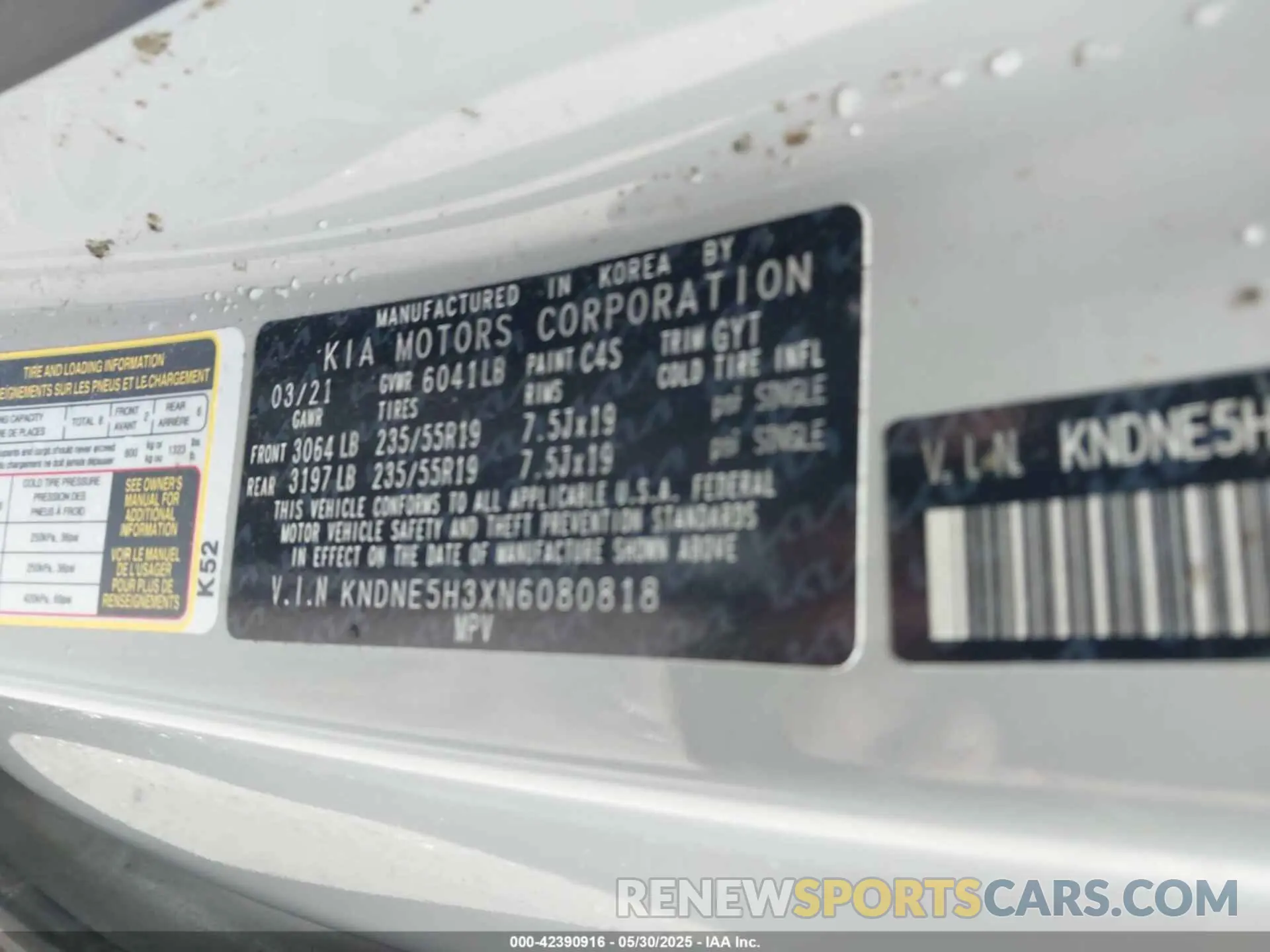 9 Photograph of a damaged car KNDNE5H3XN6080818 KIA CARNIVAL MPV 2022