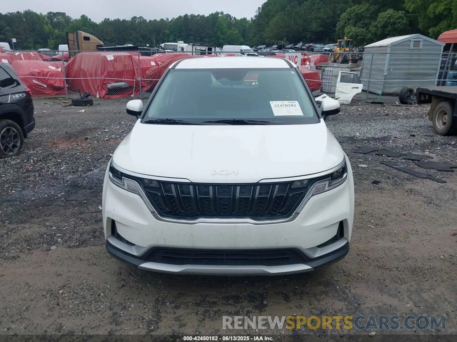 11 Photograph of a damaged car KNDNB4H39P6295418 KIA CARNIVAL MPV 2023