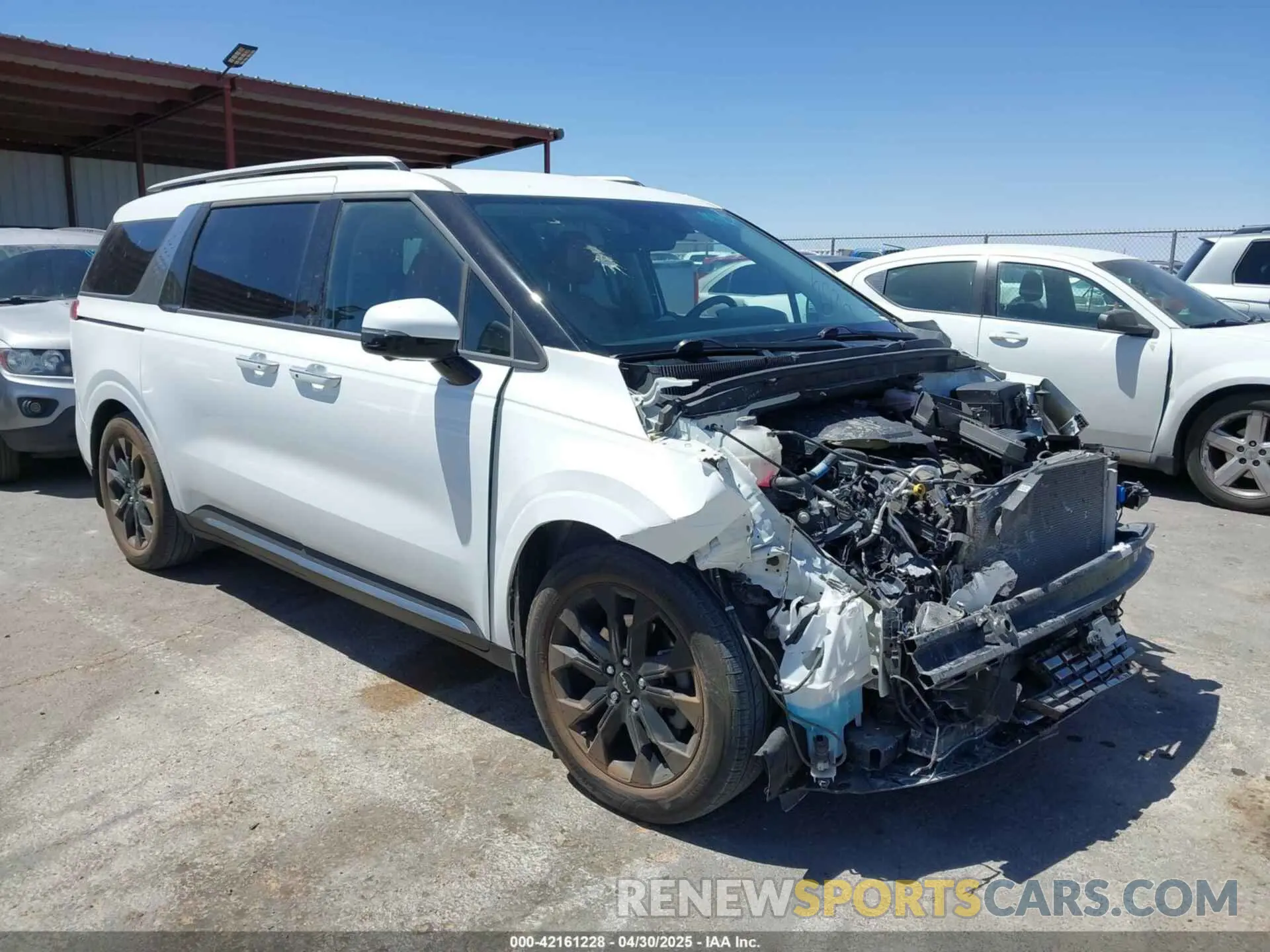 1 Photograph of a damaged car KNDNE5H30P6221317 KIA CARNIVAL MPV 2023