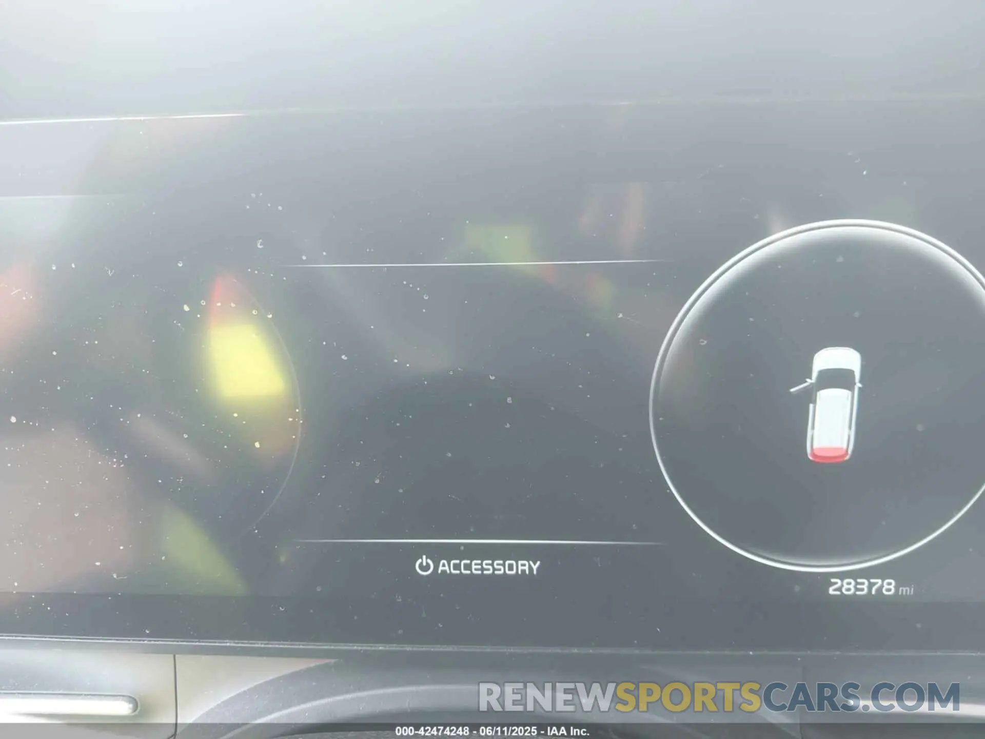 7 Photograph of a damaged car KNDNE5H31P6206308 KIA CARNIVAL MPV 2023
