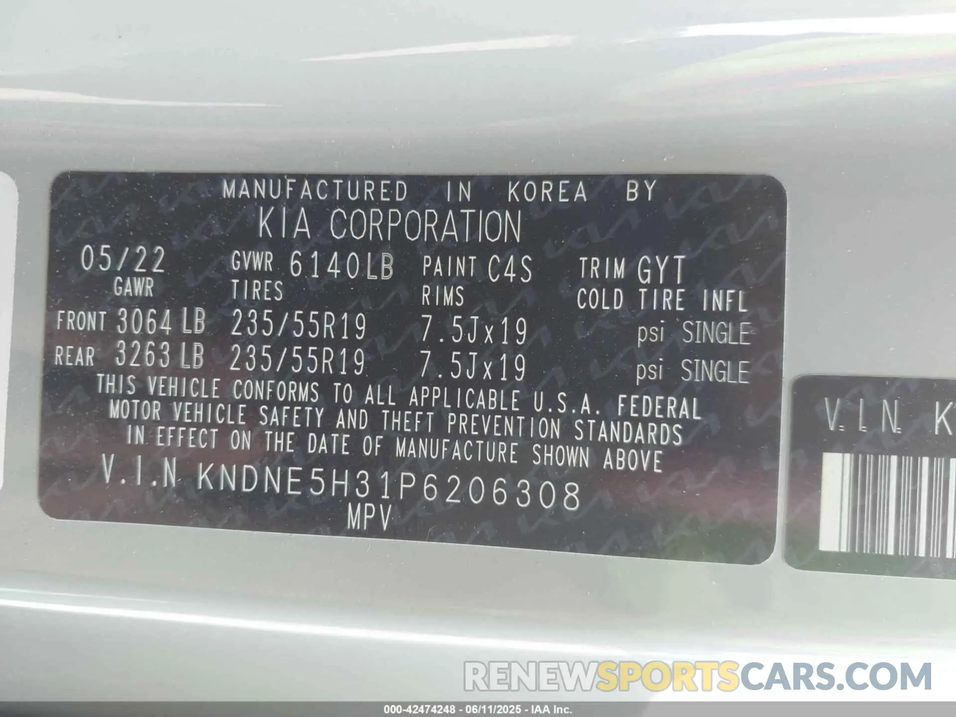 9 Photograph of a damaged car KNDNE5H31P6206308 KIA CARNIVAL MPV 2023