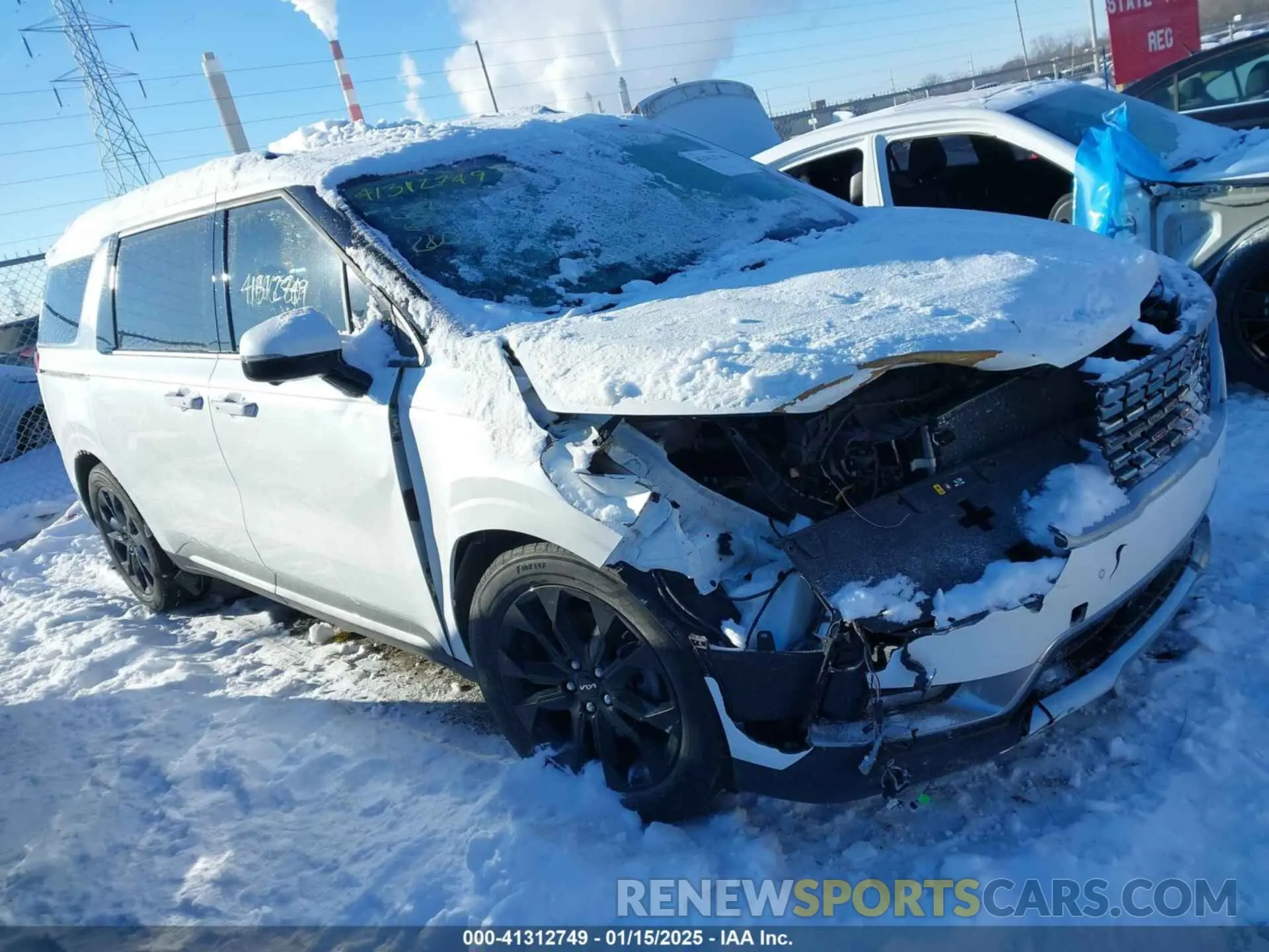 1 Photograph of a damaged car KNDNE5H38P6207438 KIA CARNIVAL MPV 2023