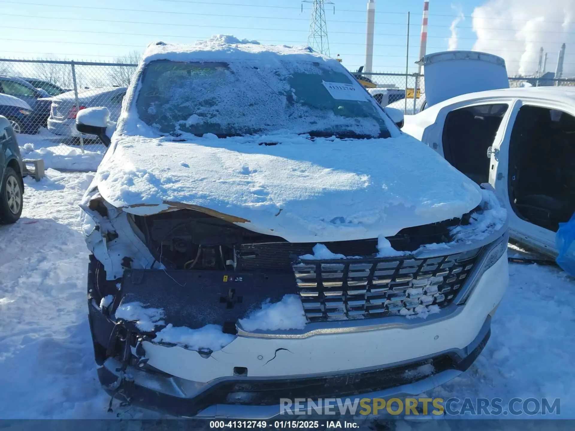 12 Photograph of a damaged car KNDNE5H38P6207438 KIA CARNIVAL MPV 2023