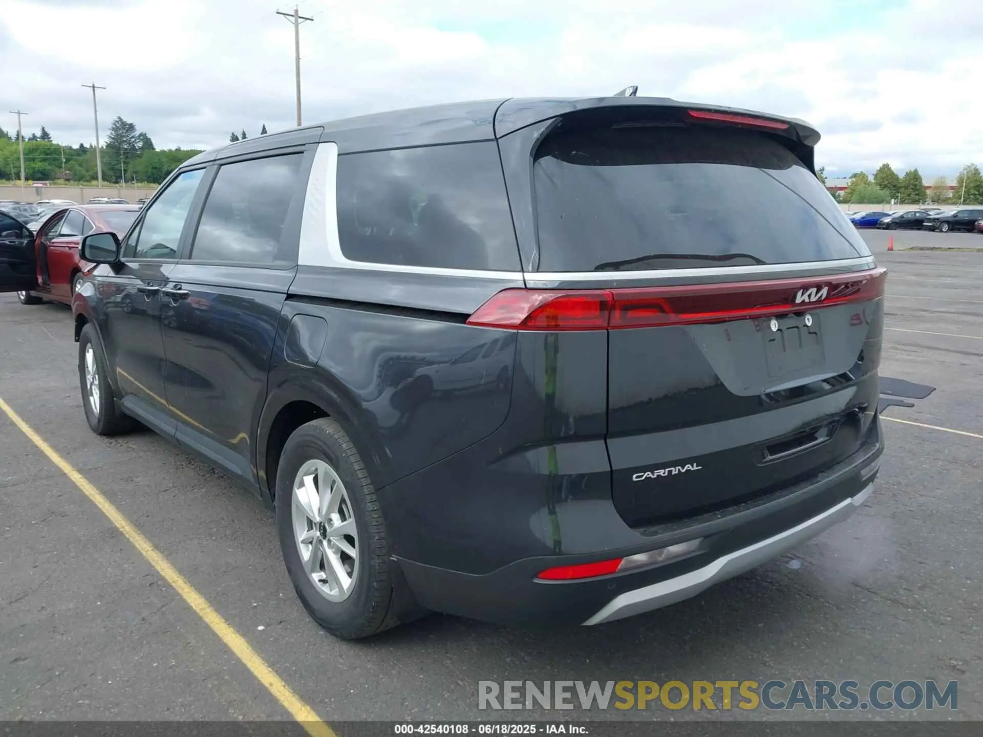 3 Photograph of a damaged car KNDNB4H30R6365505 KIA CARNIVAL MPV 2024