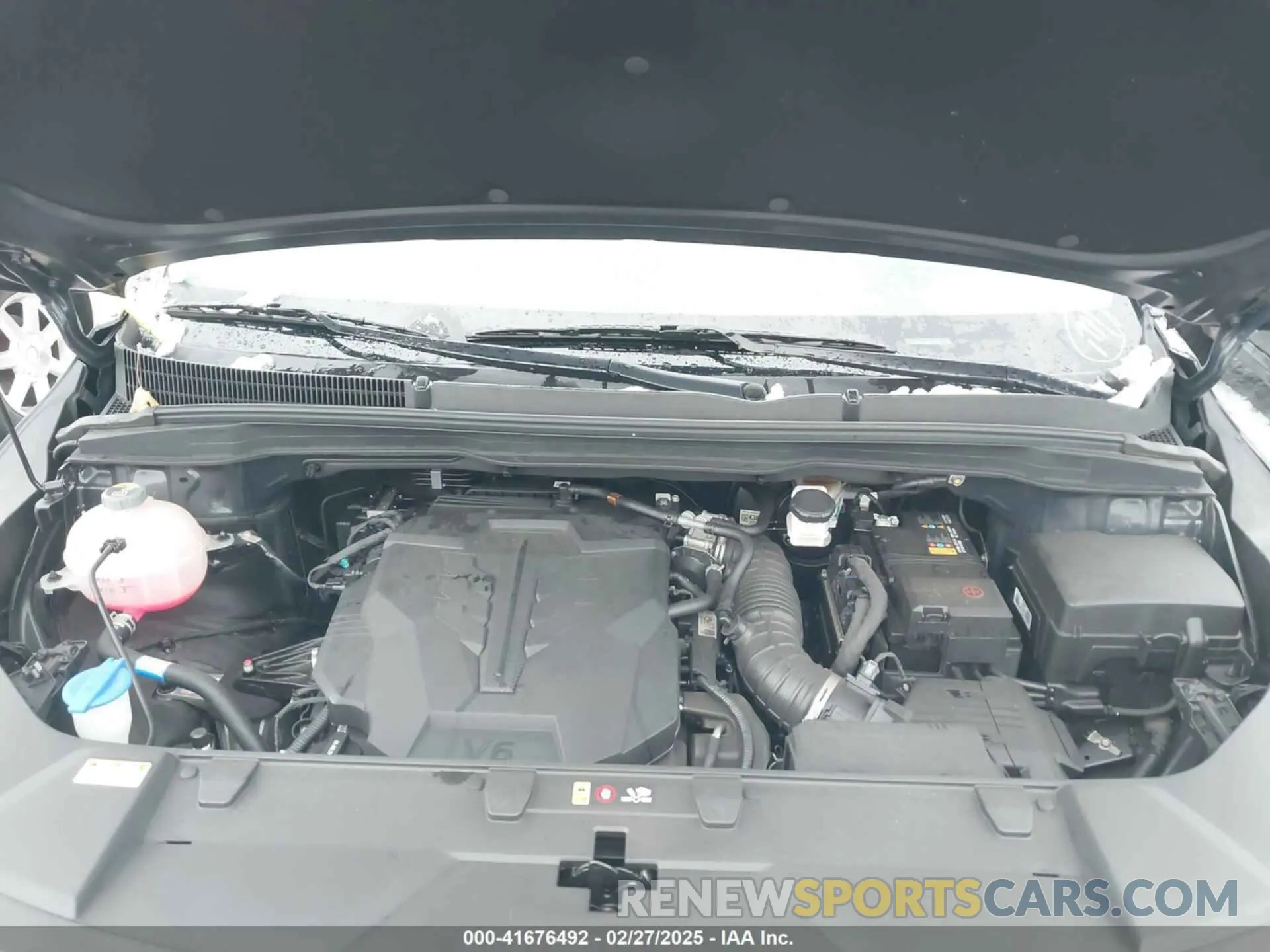 10 Photograph of a damaged car KNDNB4H31R6306513 KIA CARNIVAL MPV 2024