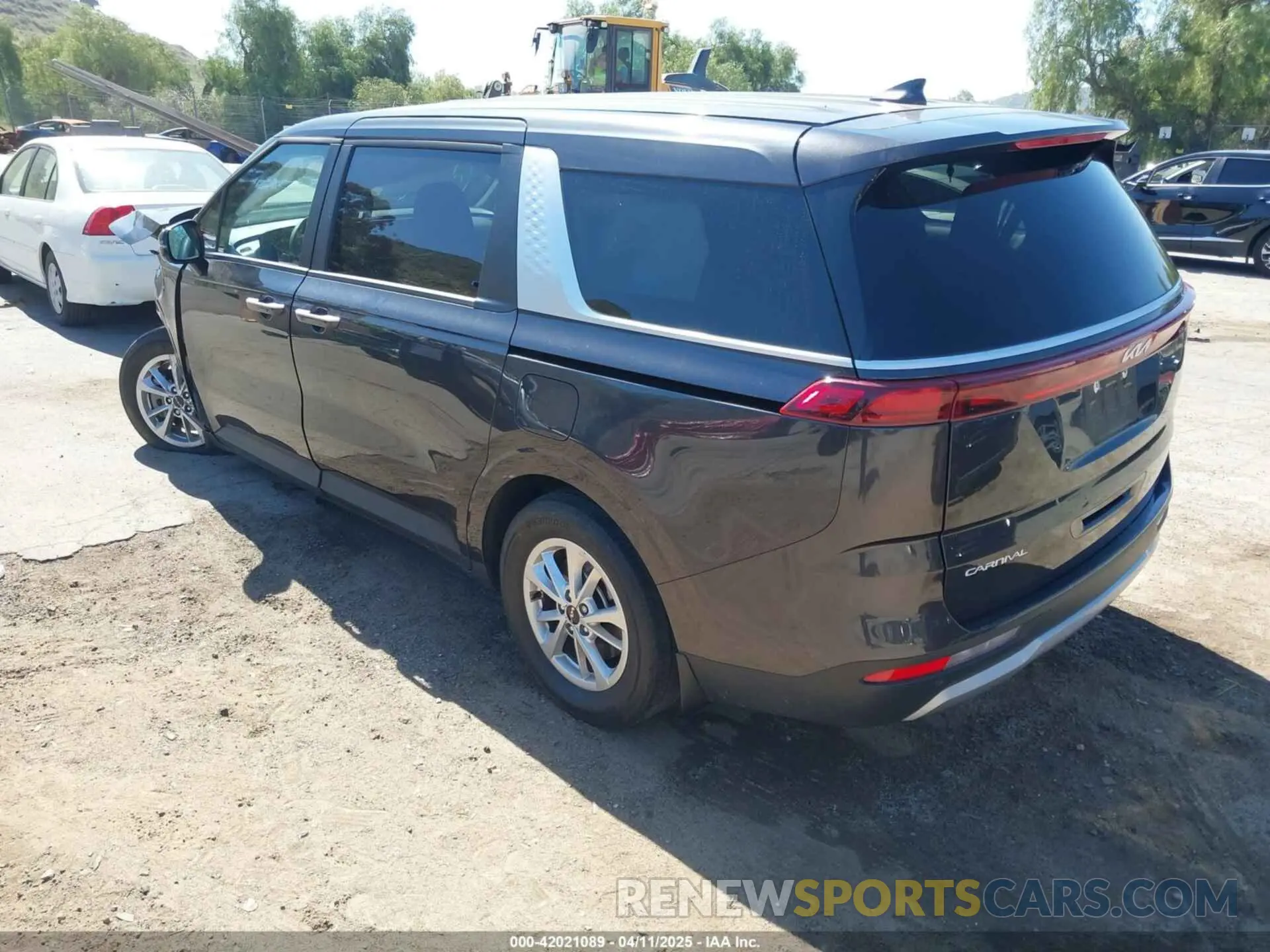 3 Photograph of a damaged car KNDNB4H31R6332240 KIA CARNIVAL MPV 2024