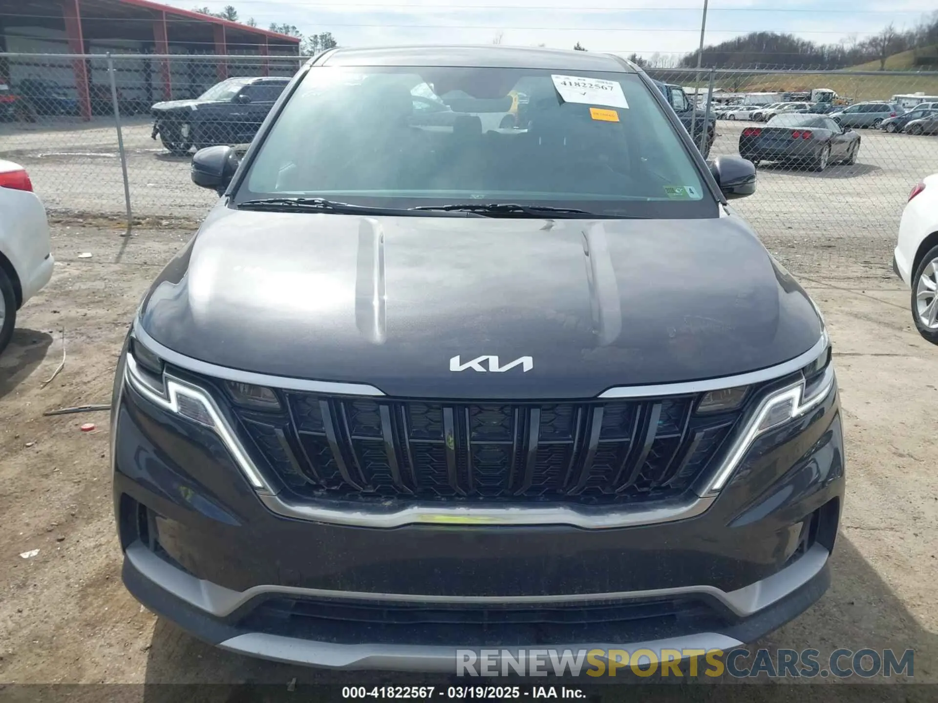 12 Photograph of a damaged car KNDNB4H31R6423265 KIA CARNIVAL MPV 2024