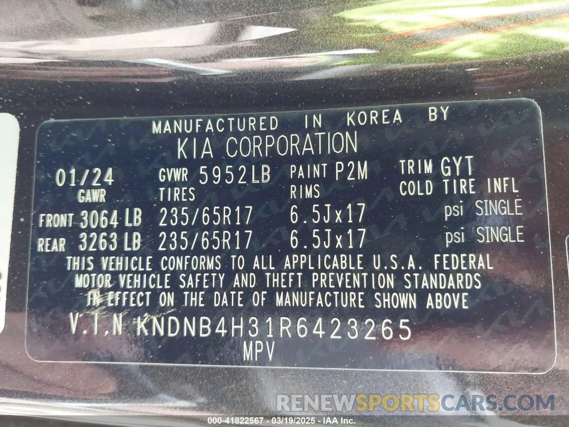 9 Photograph of a damaged car KNDNB4H31R6423265 KIA CARNIVAL MPV 2024