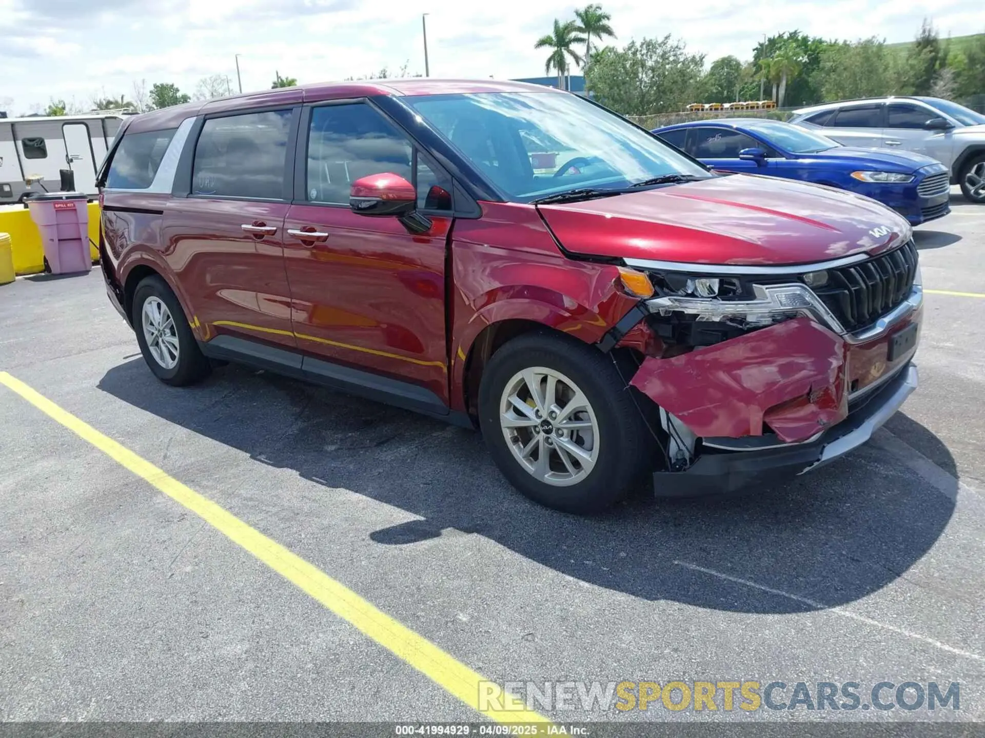 1 Photograph of a damaged car KNDNB4H31R6434878 KIA CARNIVAL MPV 2024
