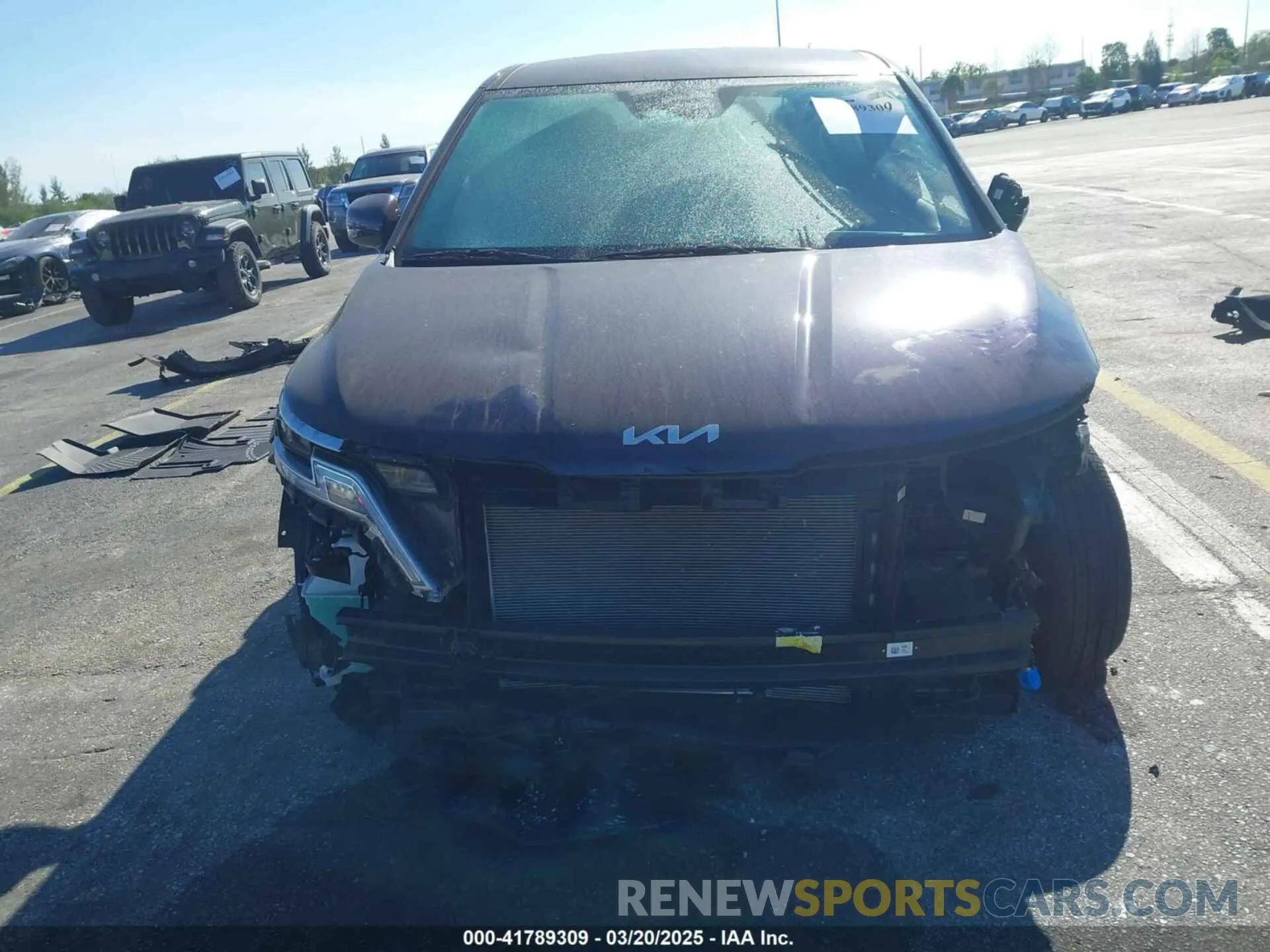 11 Photograph of a damaged car KNDNB4H33R6441640 KIA CARNIVAL MPV 2024