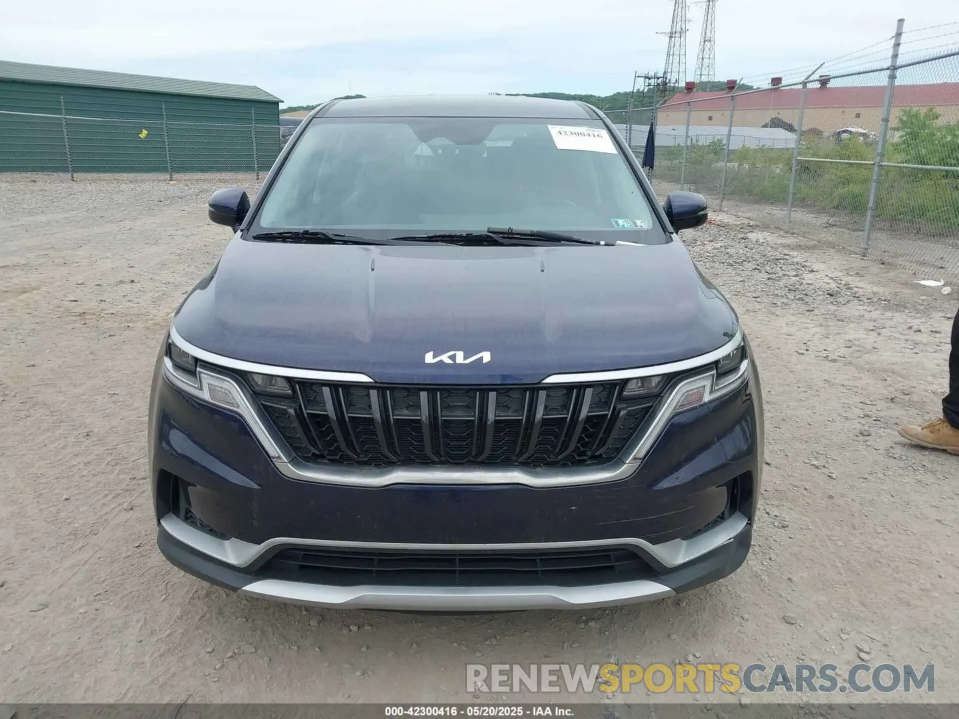 12 Photograph of a damaged car KNDNB4H35R6350739 KIA CARNIVAL MPV 2024