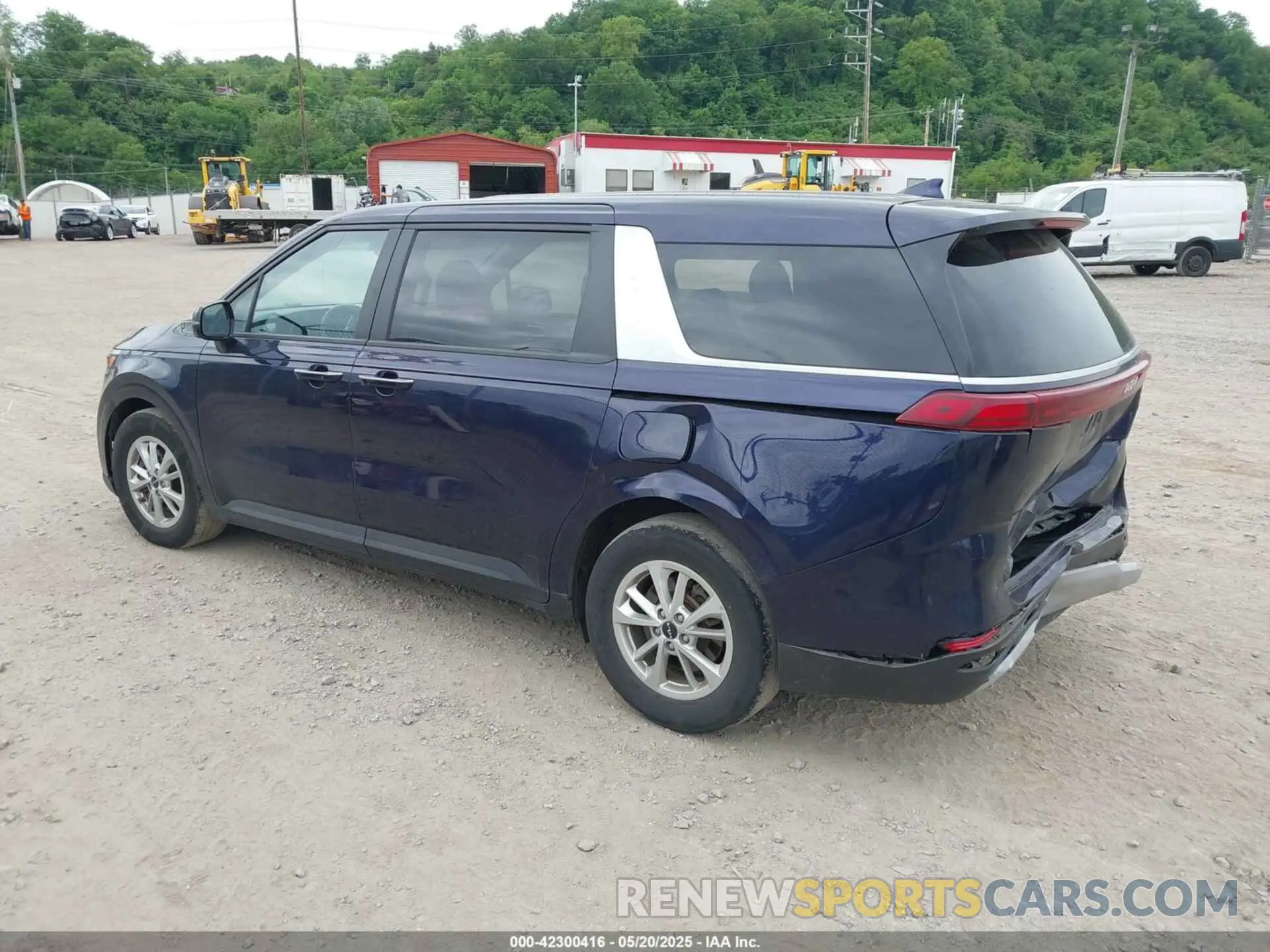 3 Photograph of a damaged car KNDNB4H35R6350739 KIA CARNIVAL MPV 2024