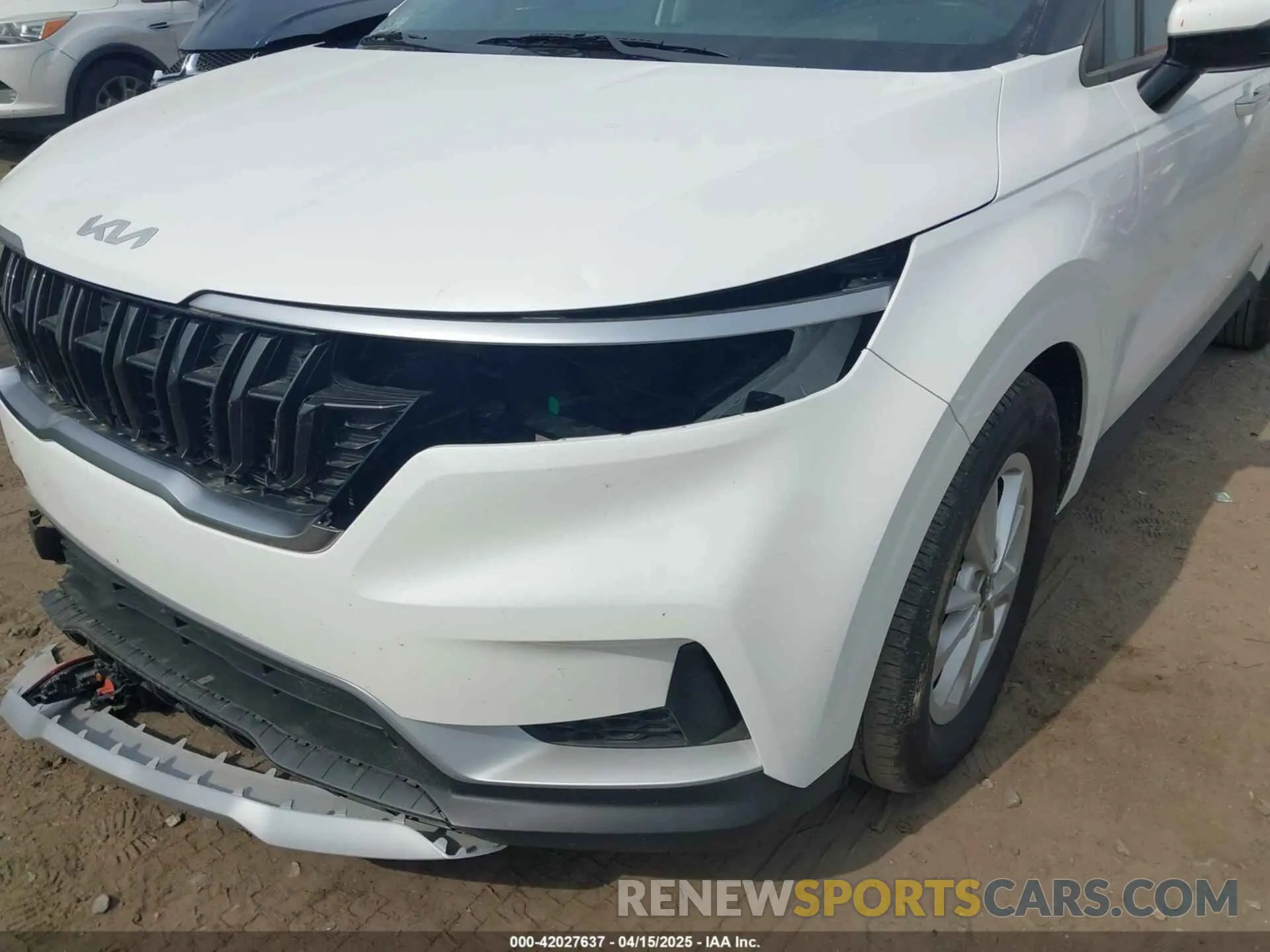 22 Photograph of a damaged car KNDNB4H37R6400962 KIA CARNIVAL MPV 2024