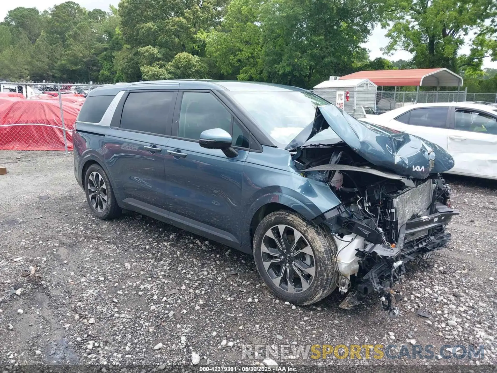 1 Photograph of a damaged car KNDNC5H35R6420100 KIA CARNIVAL MPV 2024