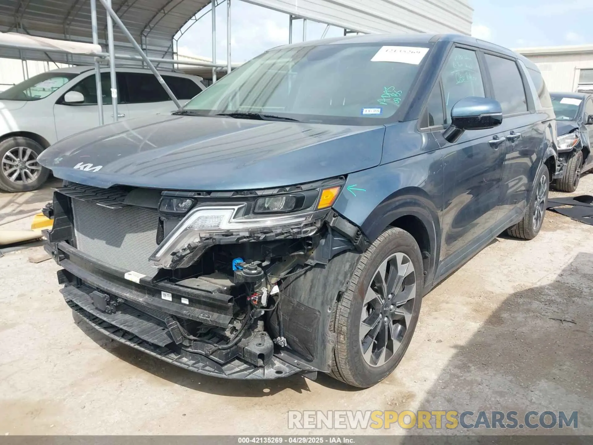 2 Photograph of a damaged car KNDNC5H36R6386572 KIA CARNIVAL MPV 2024