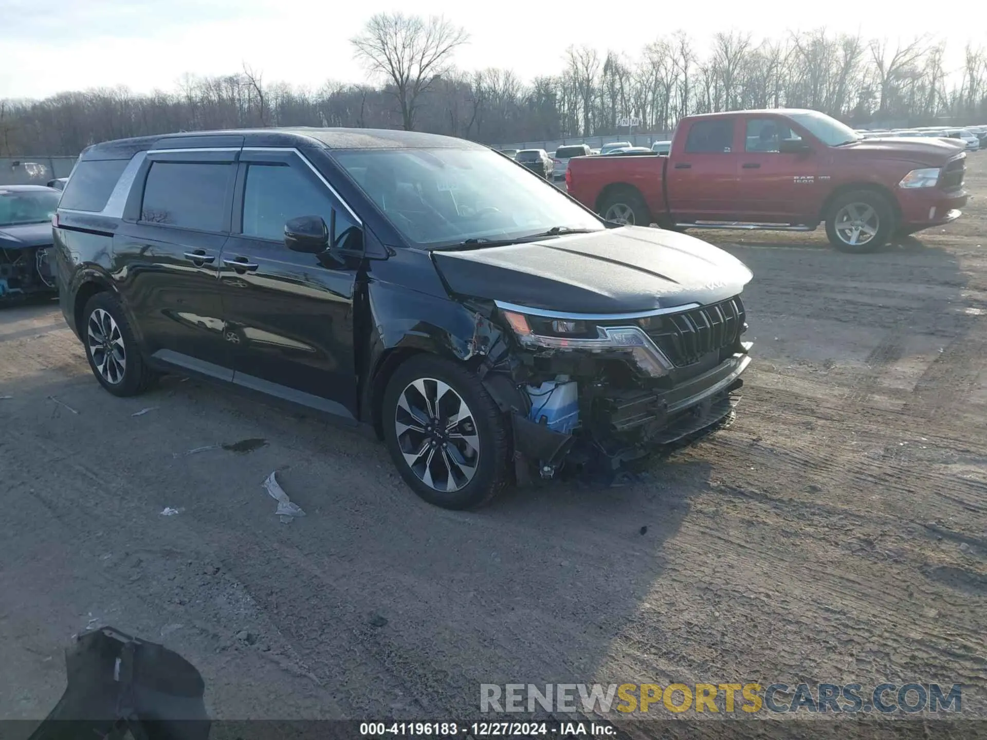 1 Photograph of a damaged car KNDNC5H38R6327068 KIA CARNIVAL MPV 2024