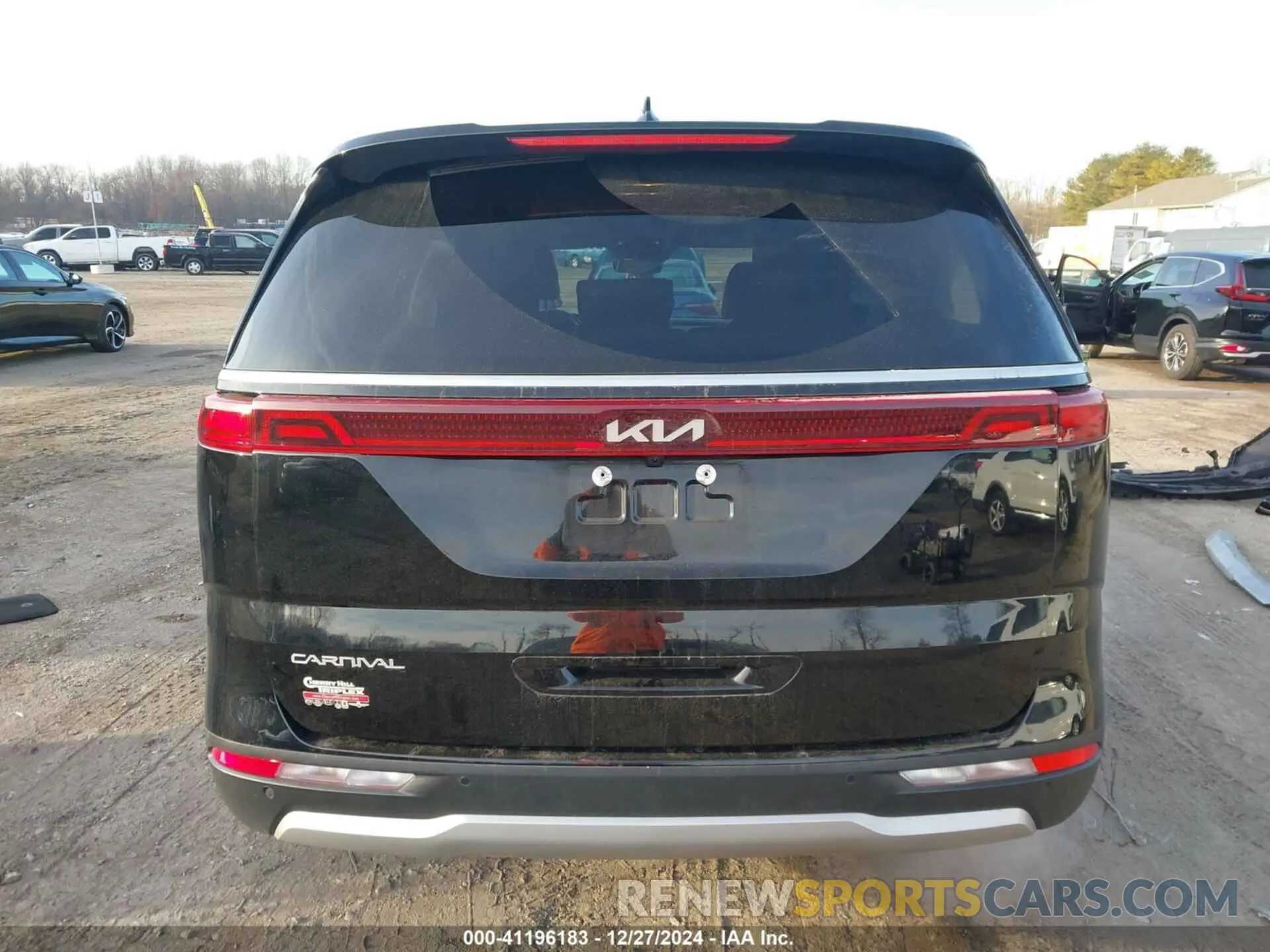 16 Photograph of a damaged car KNDNC5H38R6327068 KIA CARNIVAL MPV 2024