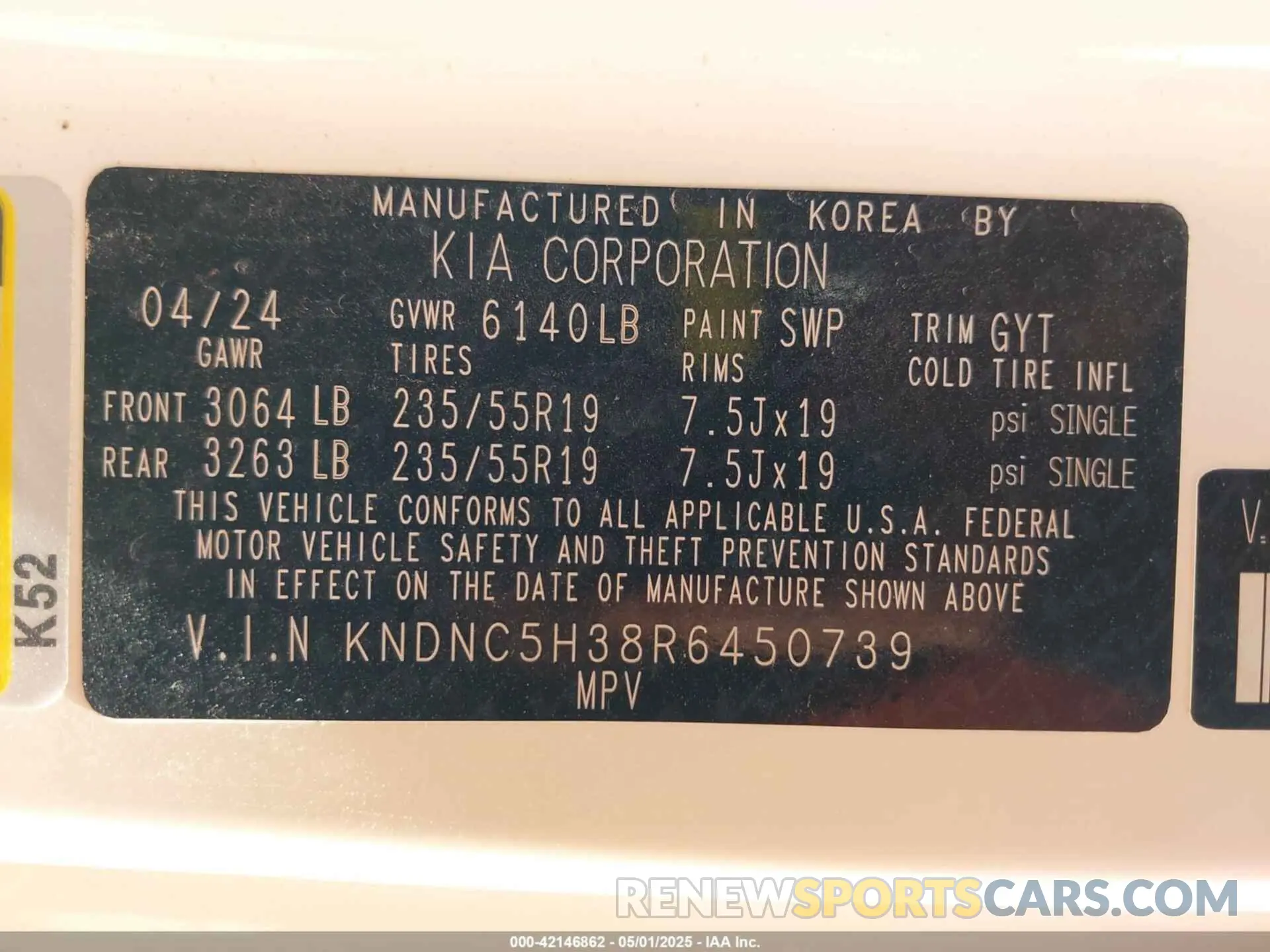 9 Photograph of a damaged car KNDNC5H38R6450739 KIA CARNIVAL MPV 2024