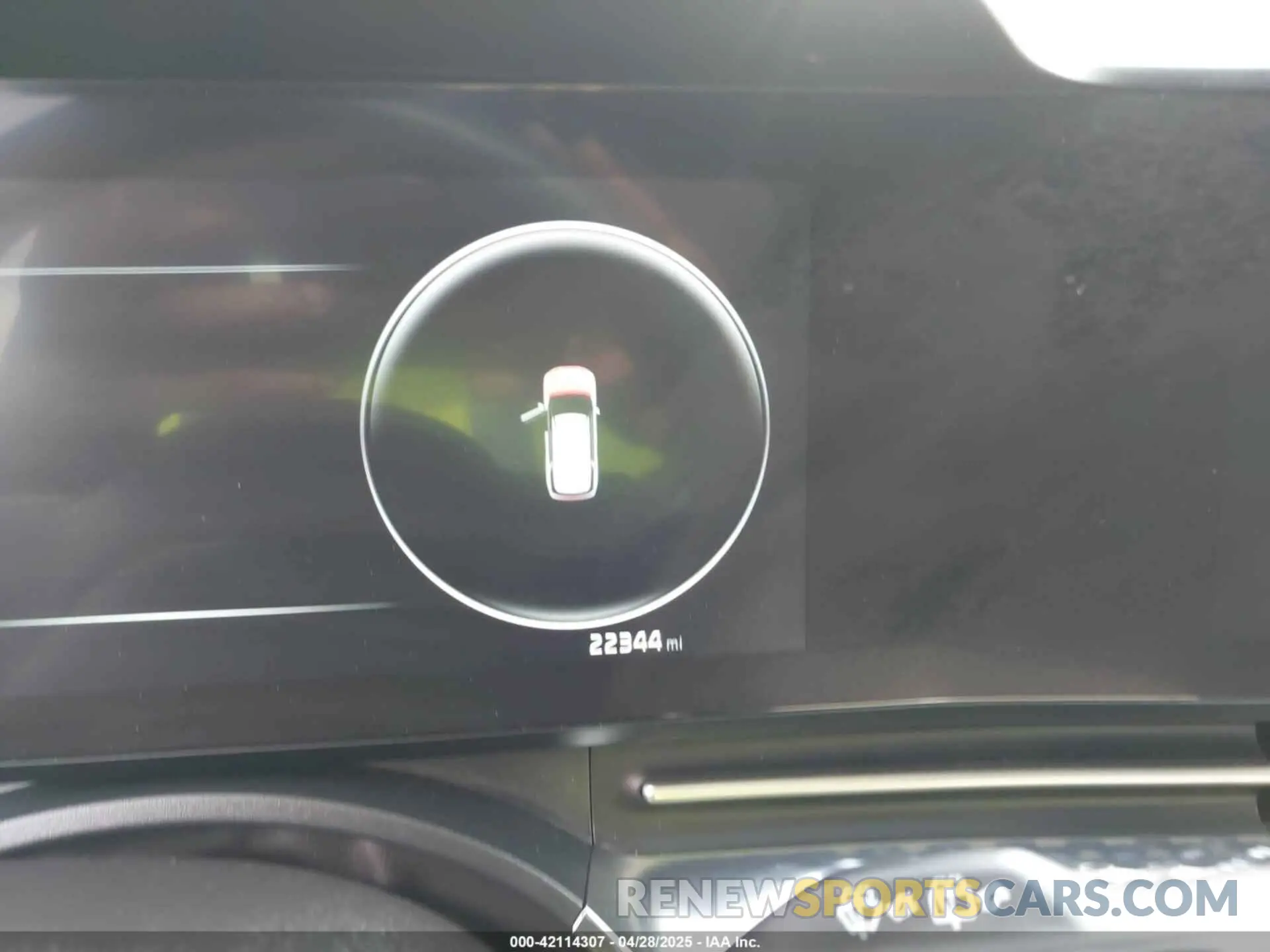 7 Photograph of a damaged car KNDNE5H33R6375166 KIA CARNIVAL MPV 2024