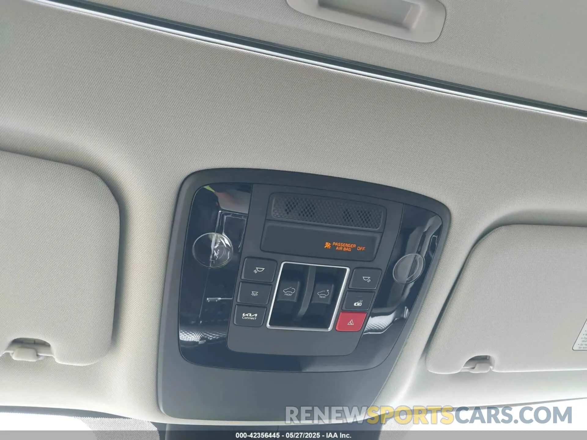 22 Photograph of a damaged car KNDNE5H34R6385298 KIA CARNIVAL MPV 2024