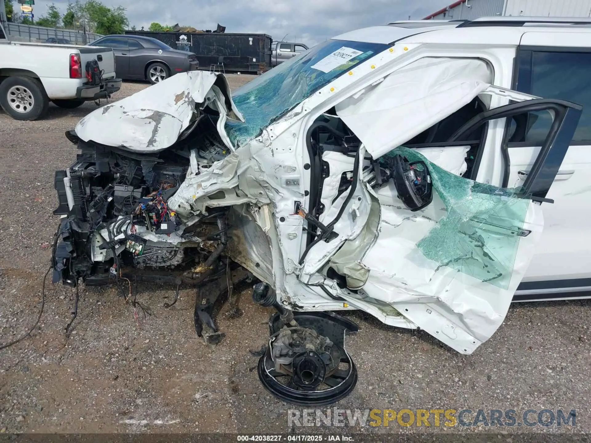 20 Photograph of a damaged car KNDNE5H37R6403146 KIA CARNIVAL MPV 2024