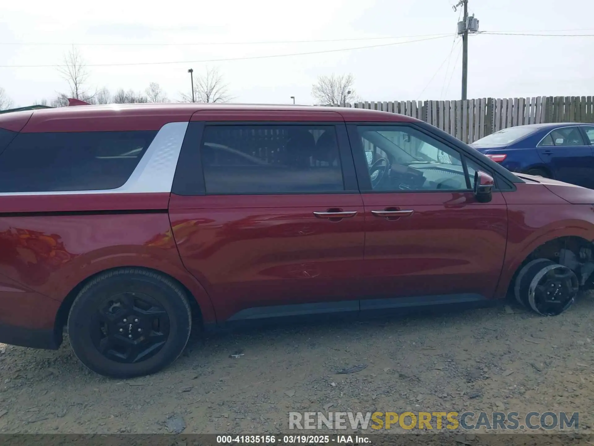 13 Photograph of a damaged car KNDNB5K32S6476822 KIA CARNIVAL MPV 2025