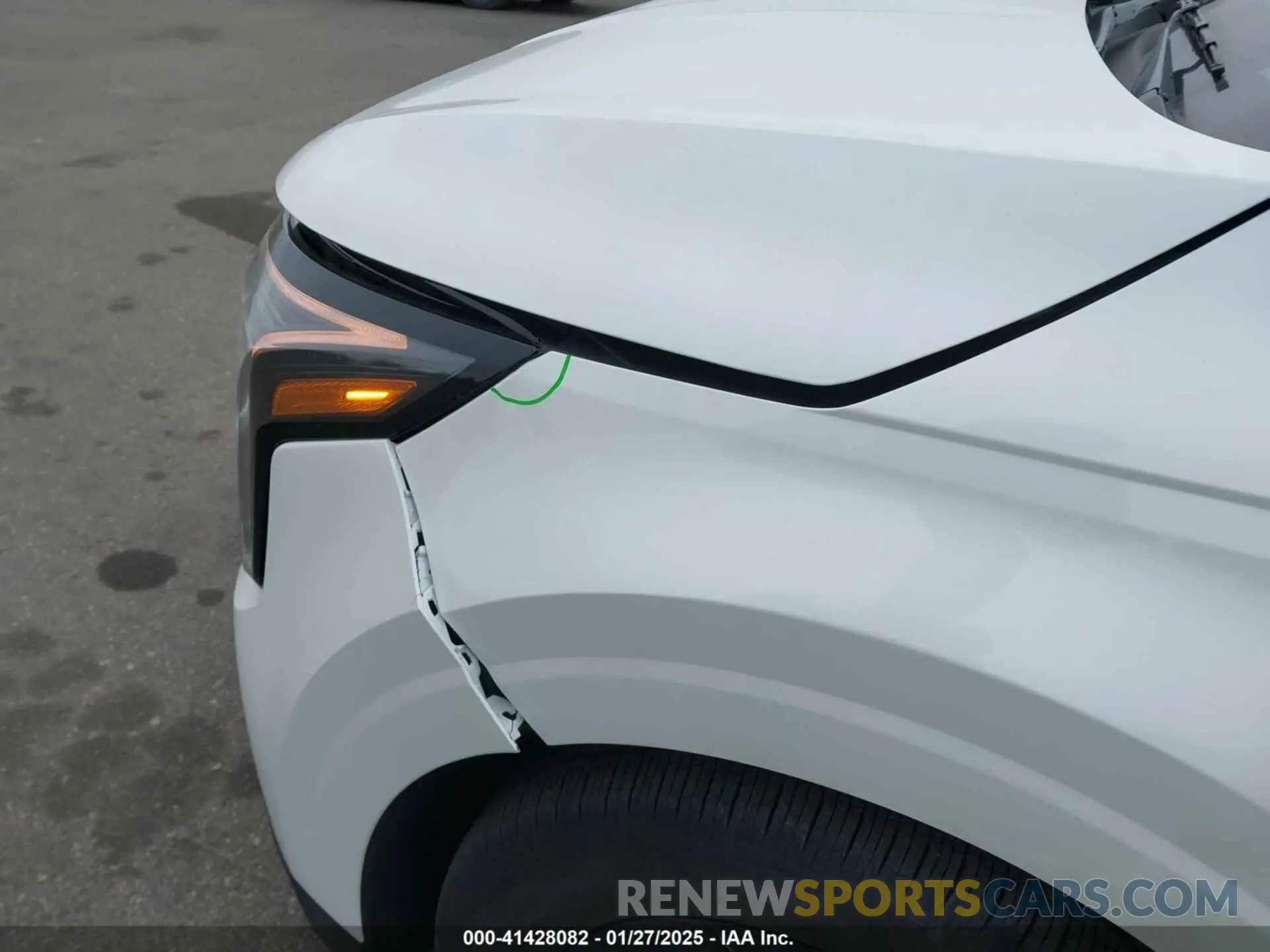 19 Photograph of a damaged car KNDNB5K36S6460462 KIA CARNIVAL MPV 2025