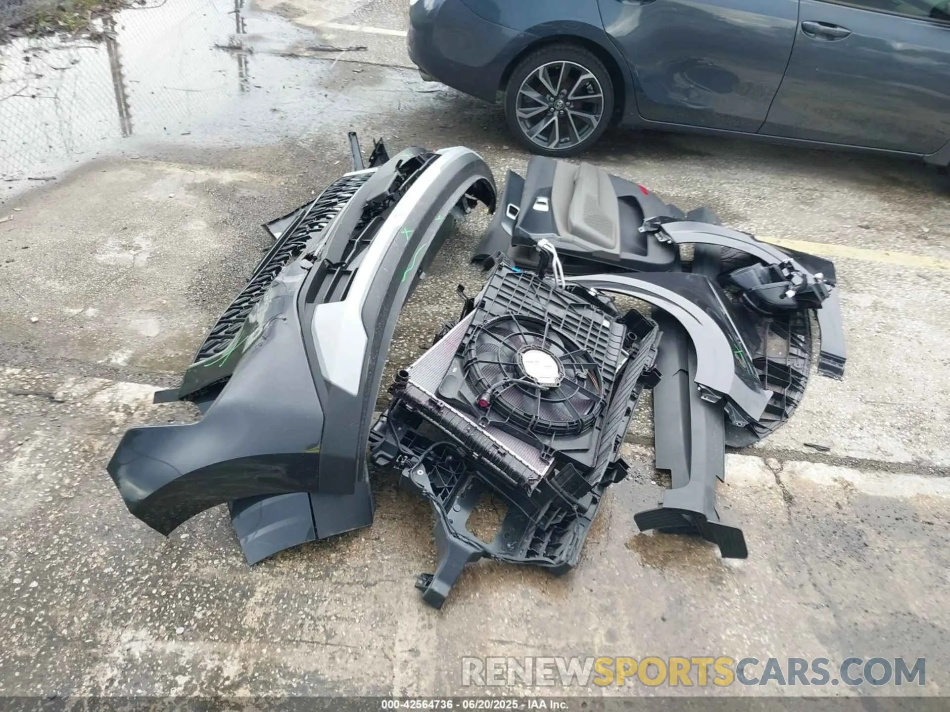 20 Photograph of a damaged car KNDNB5K37S6474094 KIA CARNIVAL MPV 2025