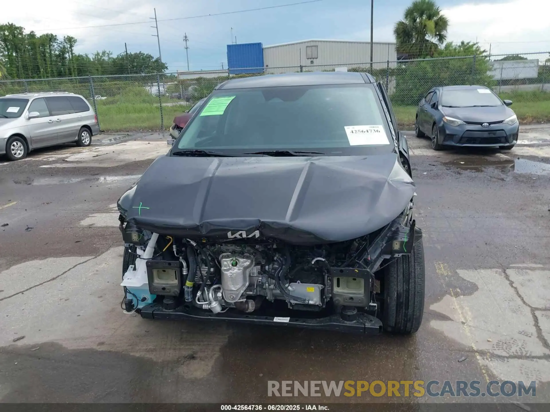 6 Photograph of a damaged car KNDNB5K37S6474094 KIA CARNIVAL MPV 2025