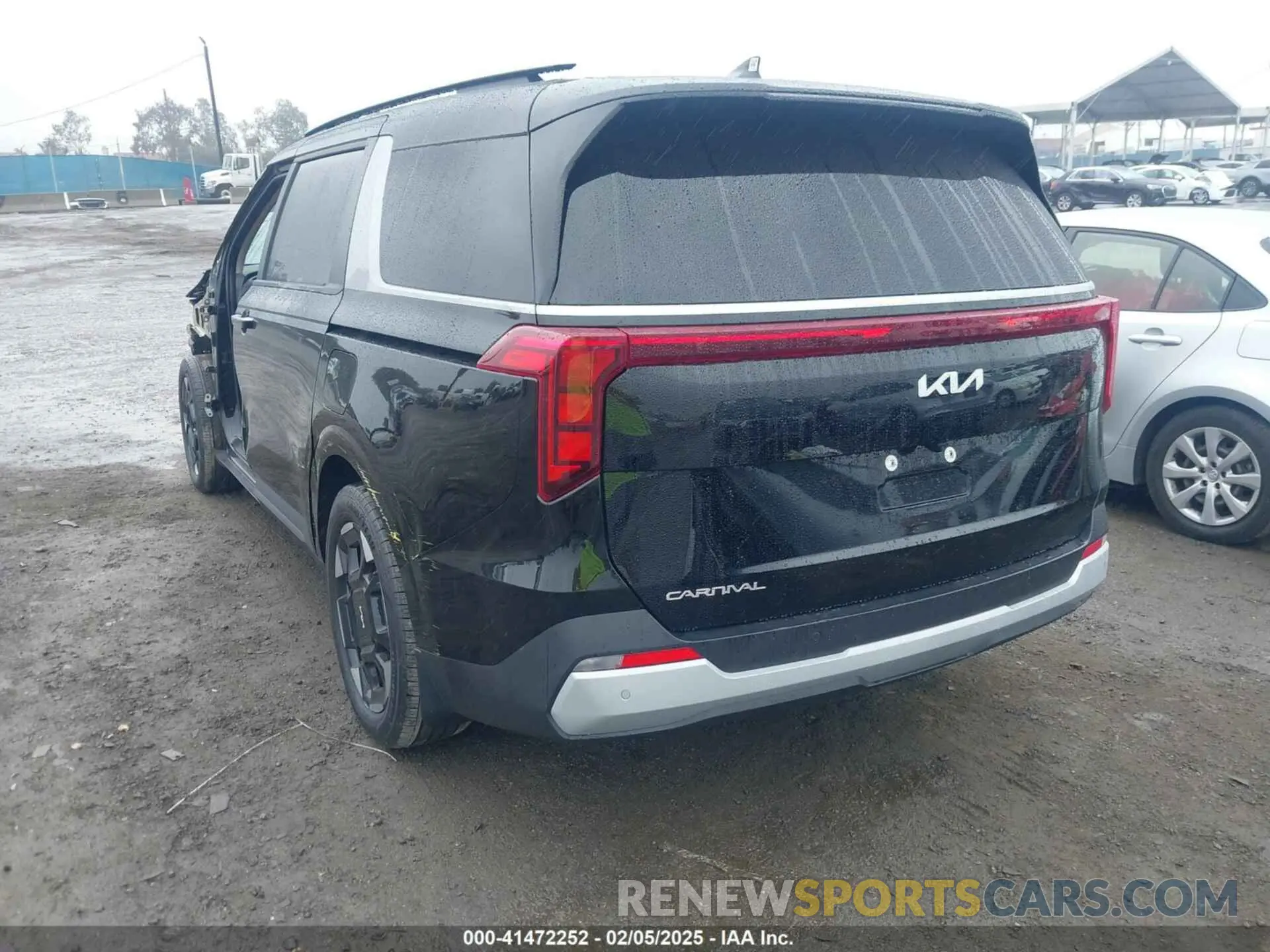 3 Photograph of a damaged car KNDNC5K32S6469477 KIA CARNIVAL MPV 2025