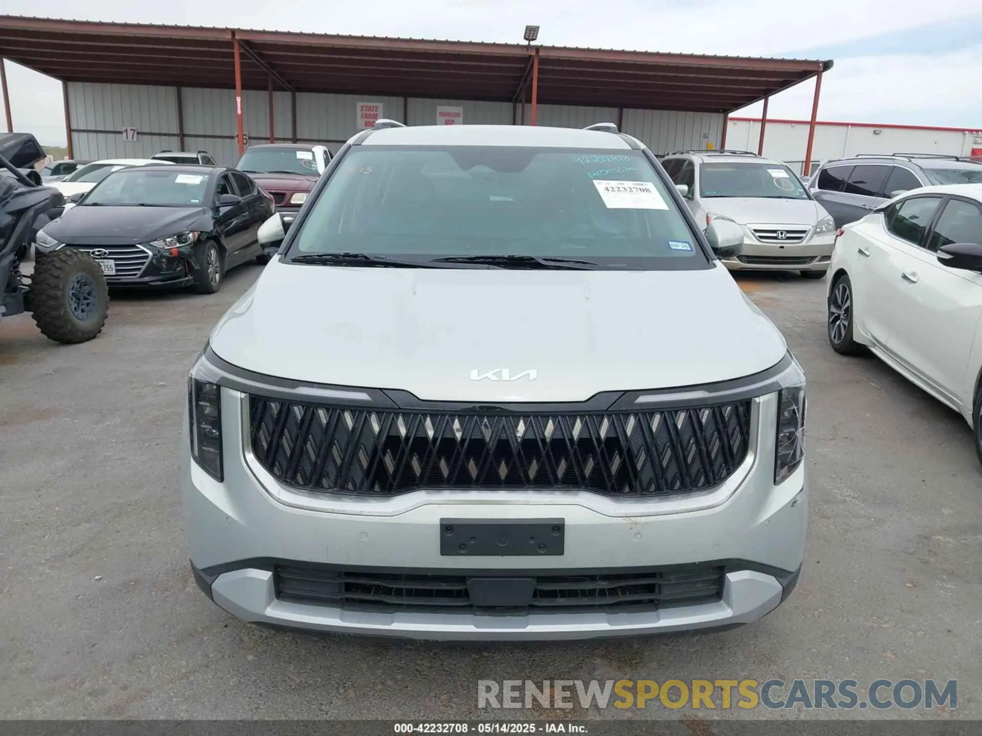 12 Photograph of a damaged car KNDNC5K34S6455967 KIA CARNIVAL MPV 2025