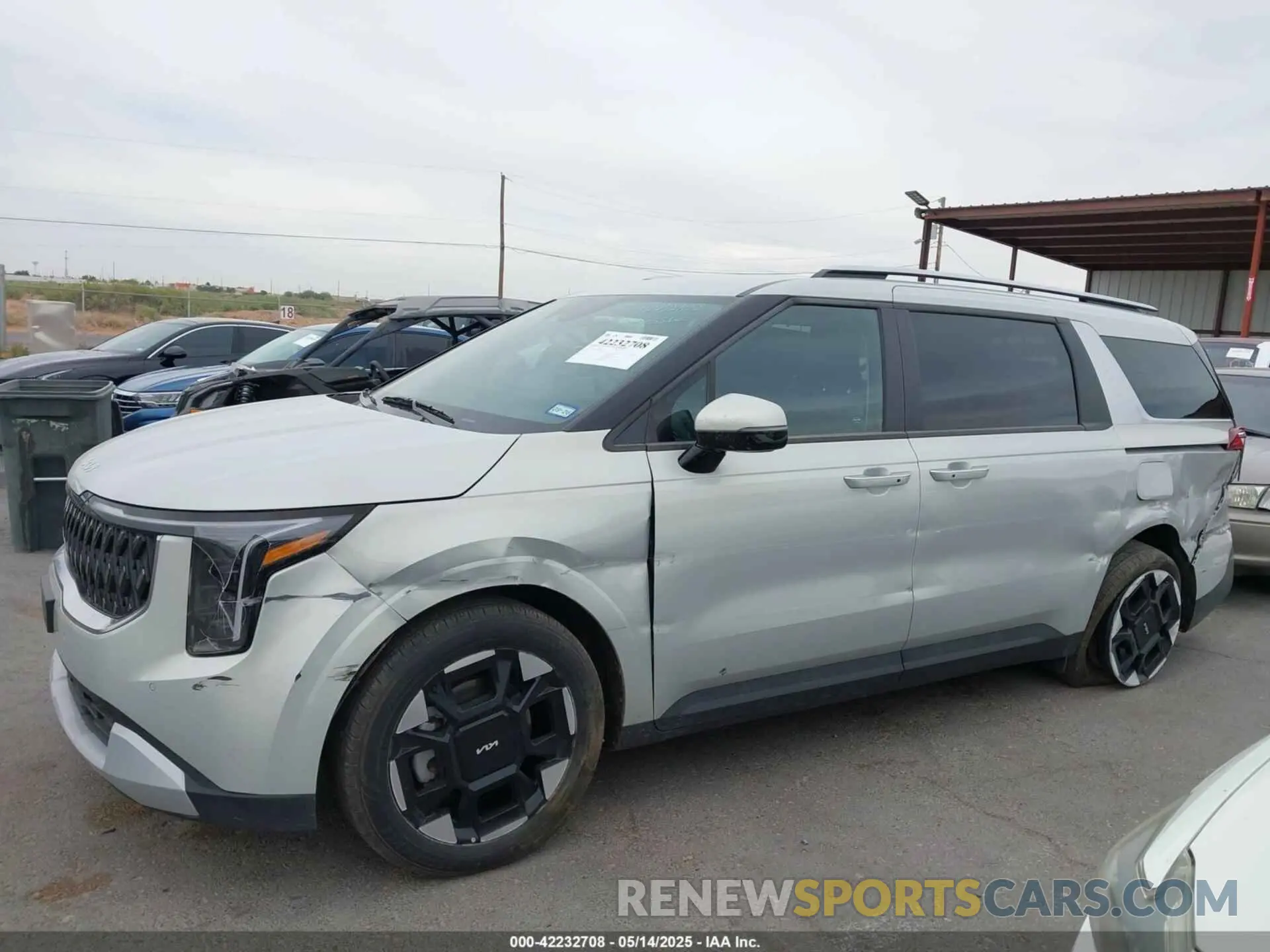 14 Photograph of a damaged car KNDNC5K34S6455967 KIA CARNIVAL MPV 2025