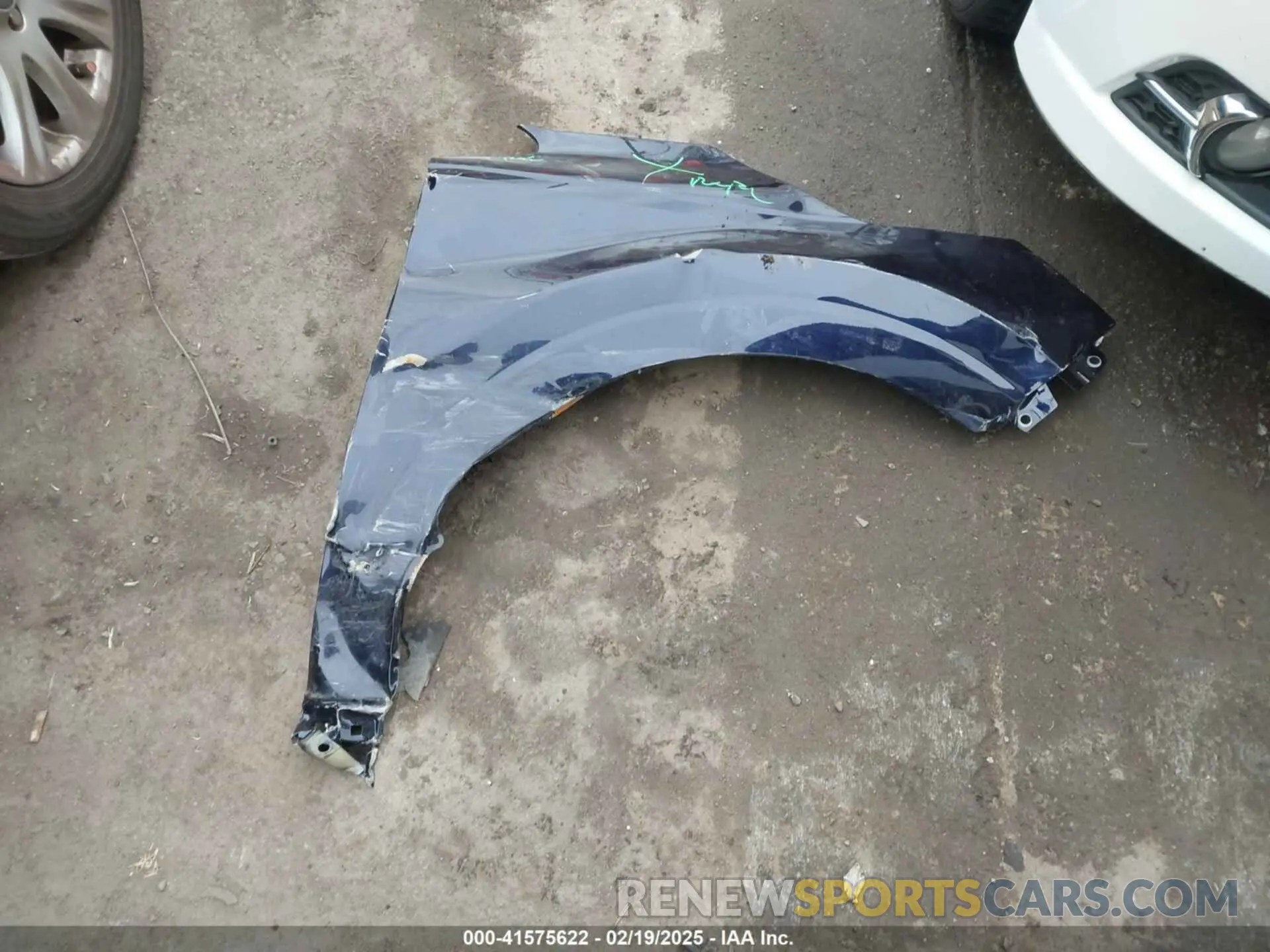 12 Photograph of a damaged car KNDNC5K39S6452353 KIA CARNIVAL MPV 2025