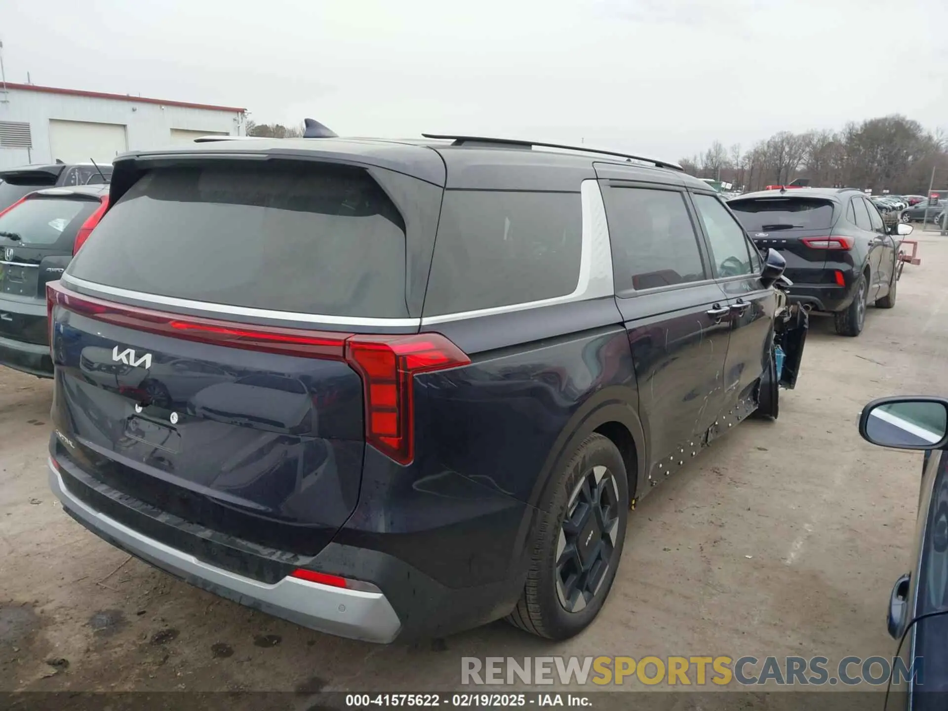 4 Photograph of a damaged car KNDNC5K39S6452353 KIA CARNIVAL MPV 2025