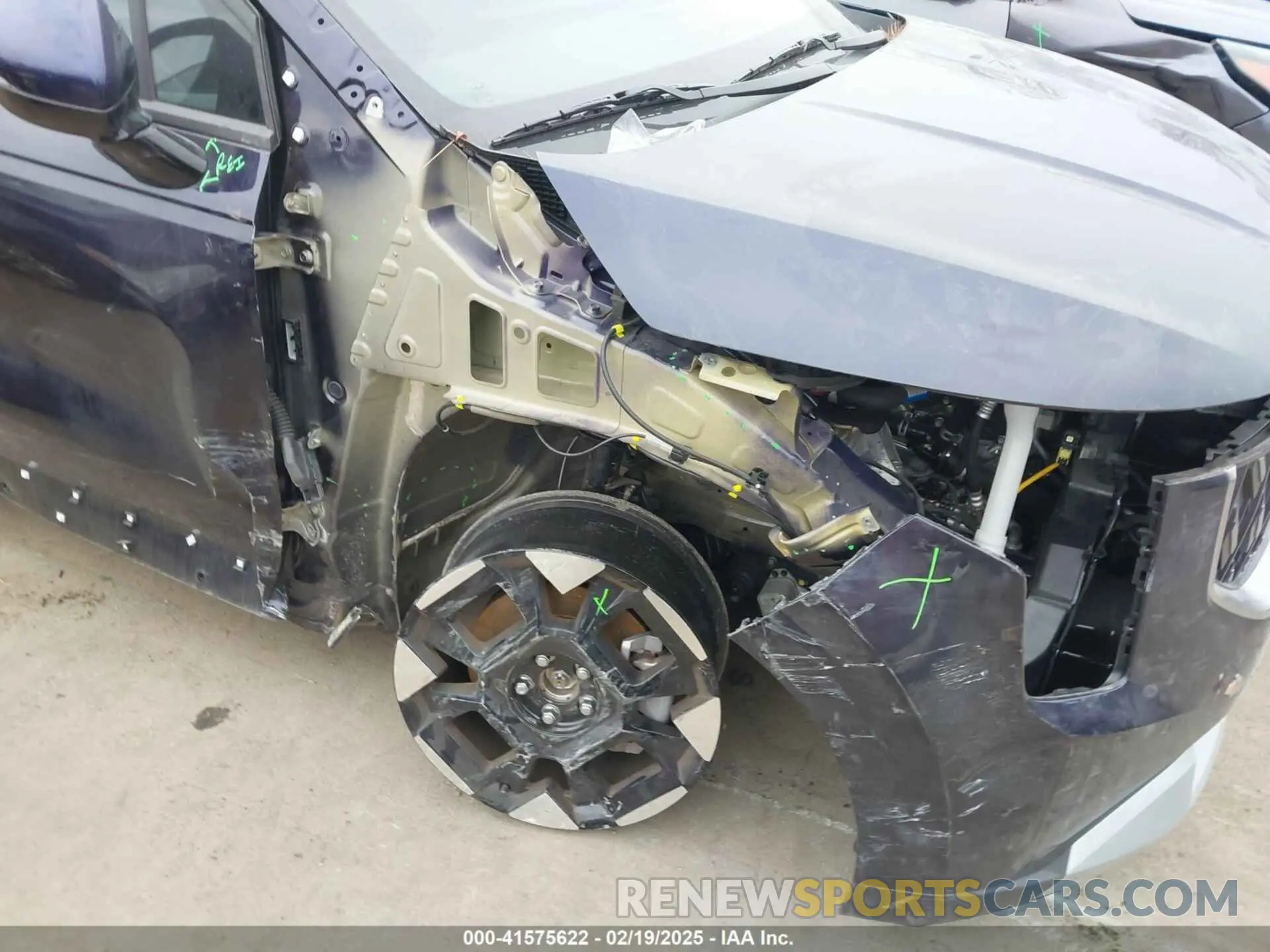 6 Photograph of a damaged car KNDNC5K39S6452353 KIA CARNIVAL MPV 2025
