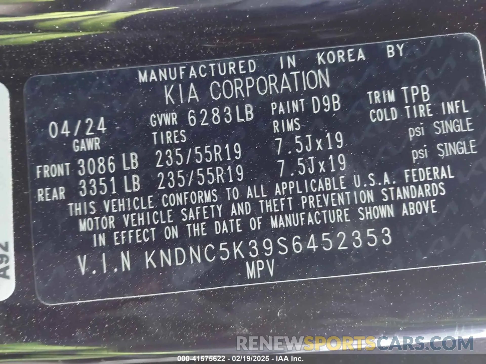 9 Photograph of a damaged car KNDNC5K39S6452353 KIA CARNIVAL MPV 2025