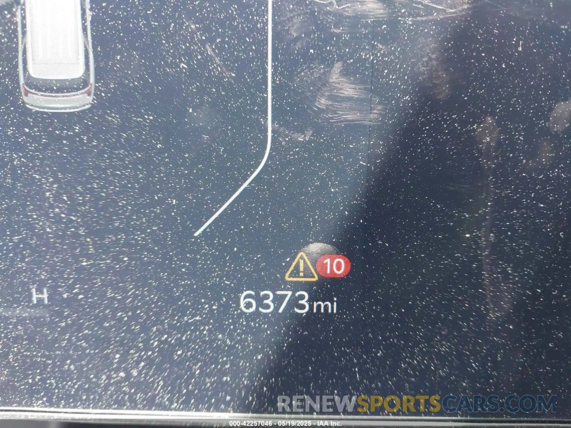 16 Photograph of a damaged car KNDNE5K34S6492592 KIA CARNIVAL MPV 2025