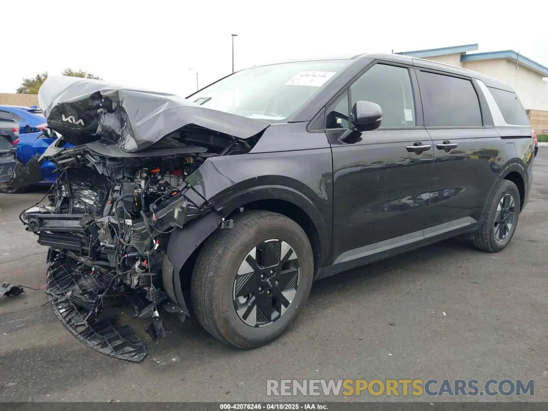 2 Photograph of a damaged car KNDNB5KAXS6049614 KIA CARNIVAL MPV HYBRID 2025
