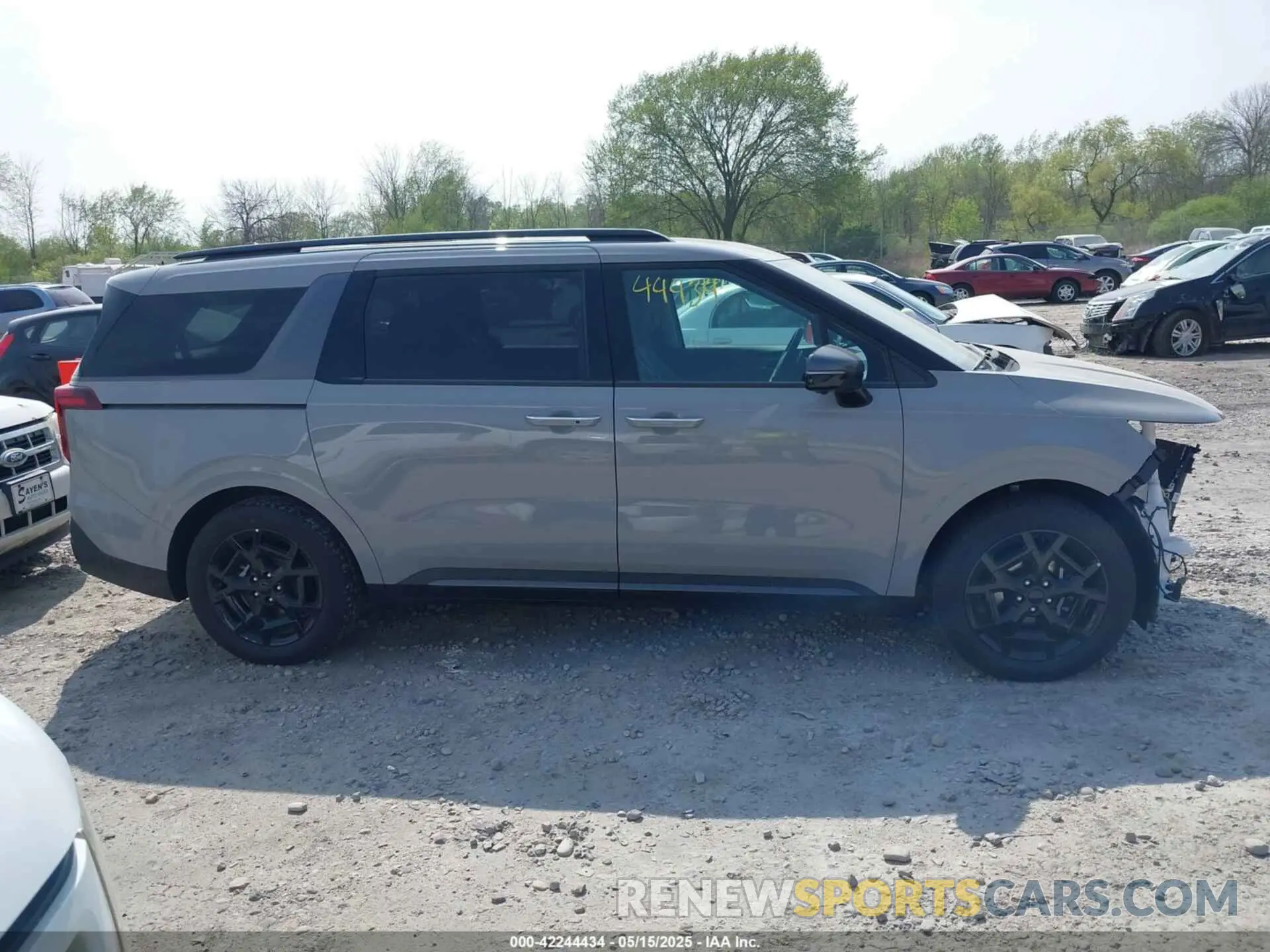 13 Photograph of a damaged car KNDNE5KA8S6042829 KIA CARNIVAL MPV HYBRID 2025