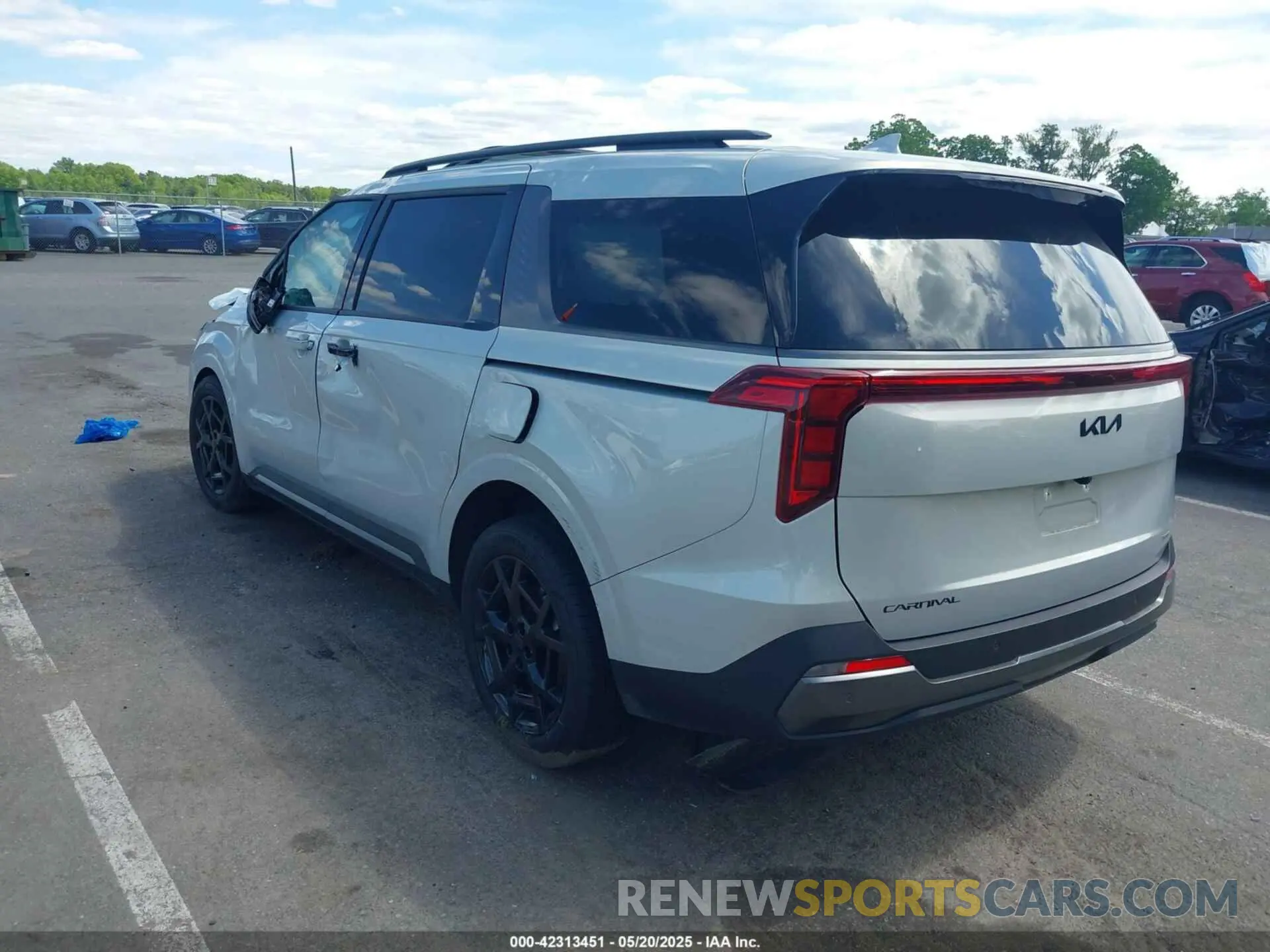 3 Photograph of a damaged car KNDNE5KA9S6030950 KIA CARNIVAL MPV HYBRID 2025