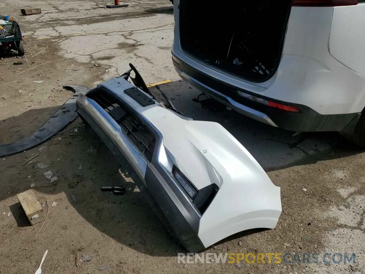 12 Photograph of a damaged car KNDNE5H30N6126916 KIA CARNIVAL S 2022