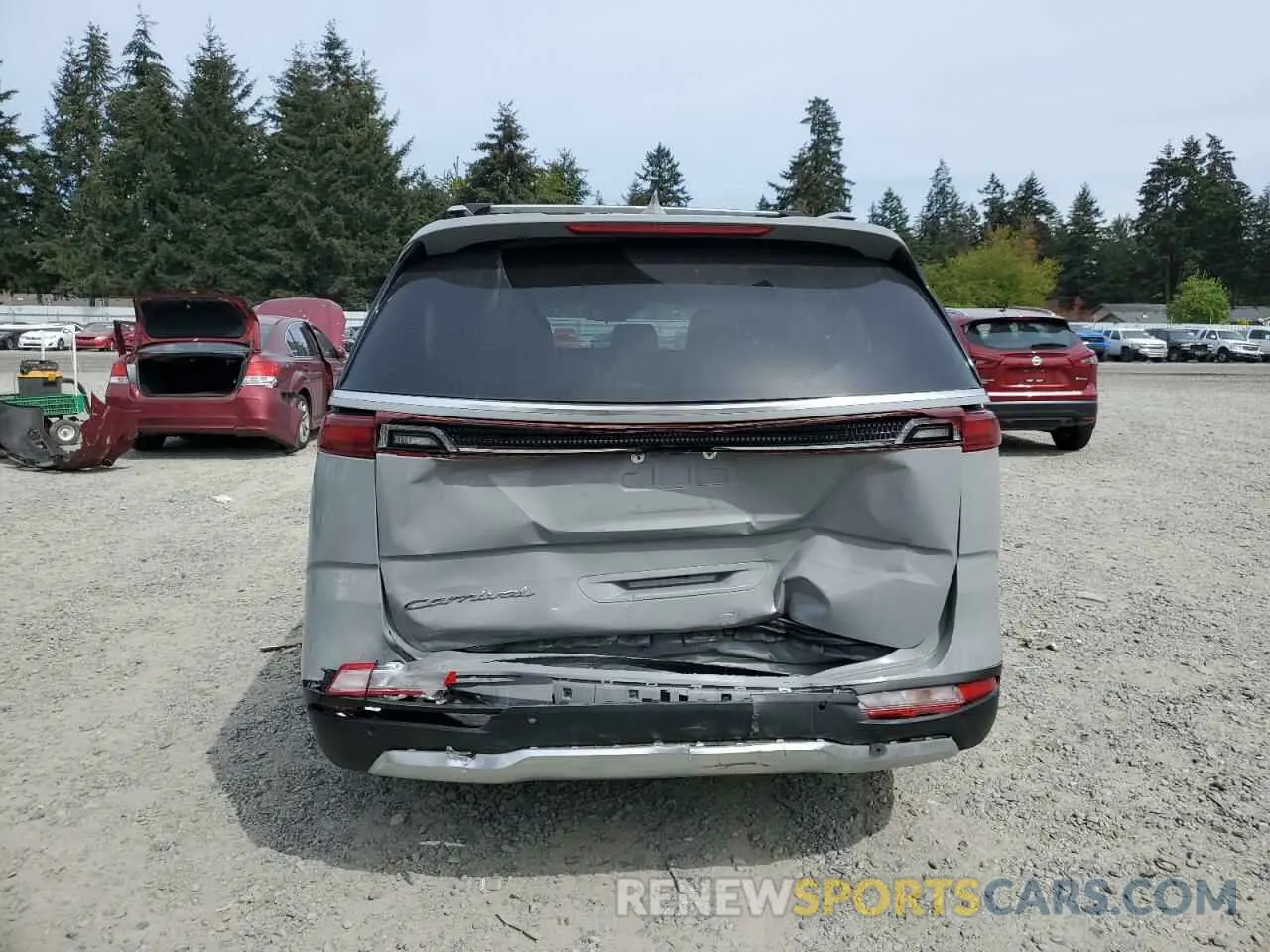 6 Photograph of a damaged car KNDNE5H31N6183285 KIA CARNIVAL S 2022