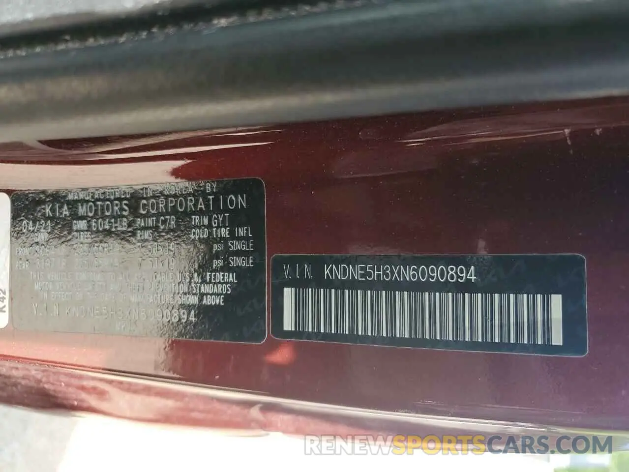 13 Photograph of a damaged car KNDNE5H3XN6090894 KIA CARNIVAL S 2022