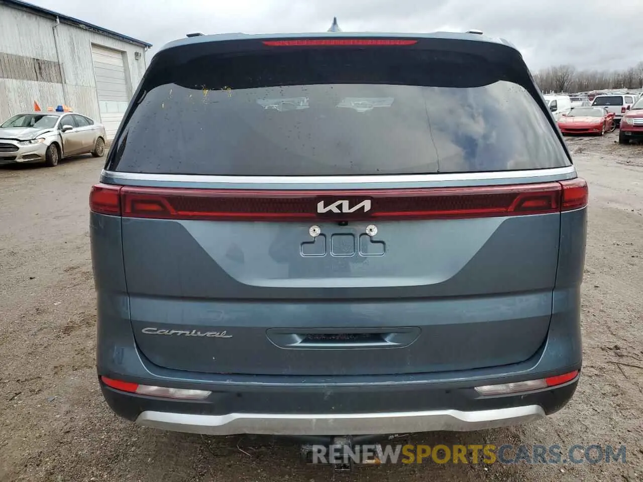 6 Photograph of a damaged car KNDNE5H3XN6101439 KIA CARNIVAL S 2022