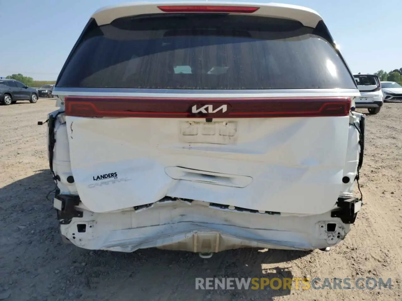 6 Photograph of a damaged car KNDNE5H38P6225759 KIA CARNIVAL S 2023