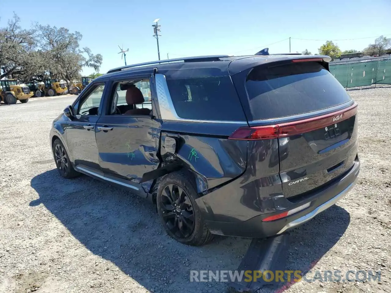 2 Photograph of a damaged car KNDNE5H39P6269124 KIA CARNIVAL S 2023