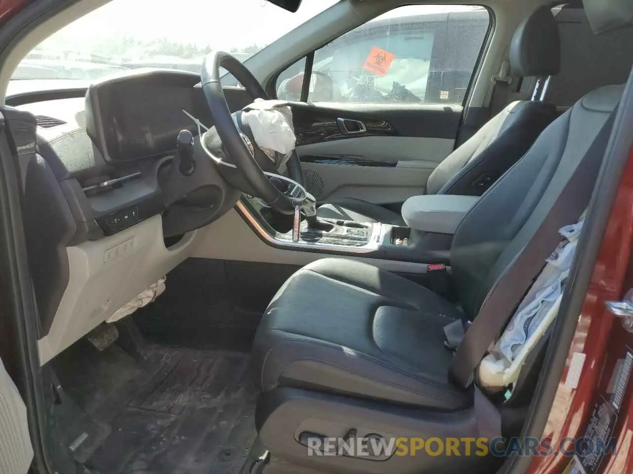 7 Photograph of a damaged car KNDNE5H39R6306238 KIA CARNIVAL S 2024